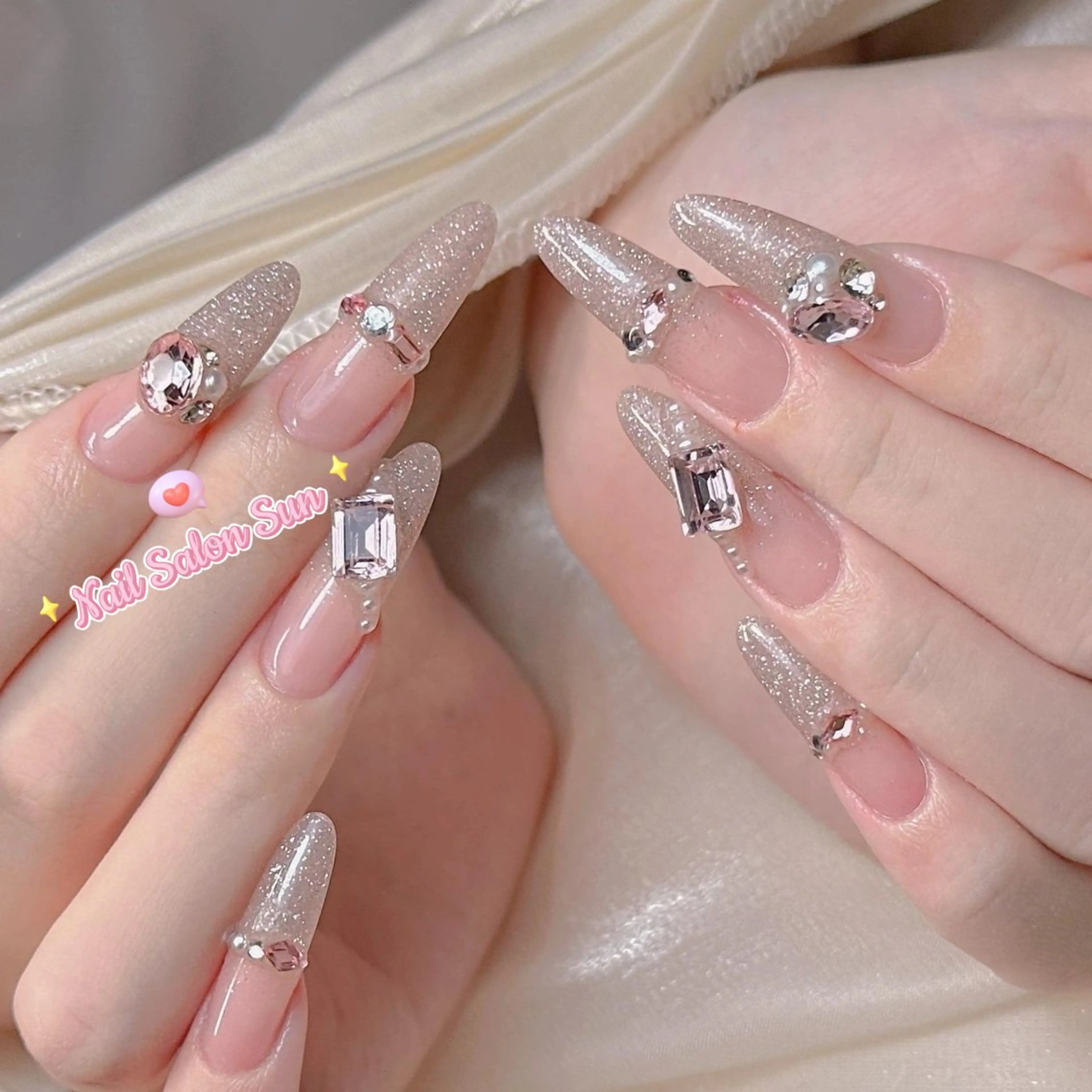 ネイル ハンドネイル Sun Nail サン ネイルサロンのネイルデザイン