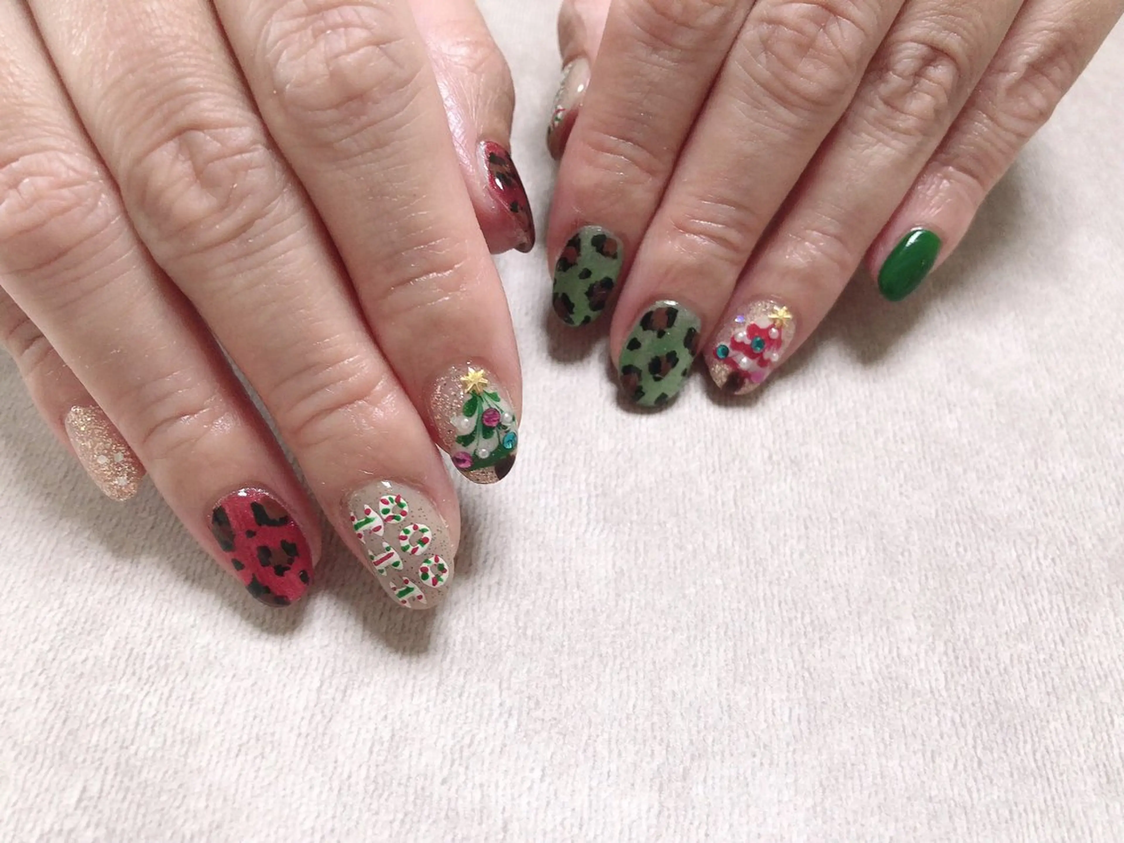 ネイル ハンドネイル mano nella mano所属・mano nella manoのネイルデザイン