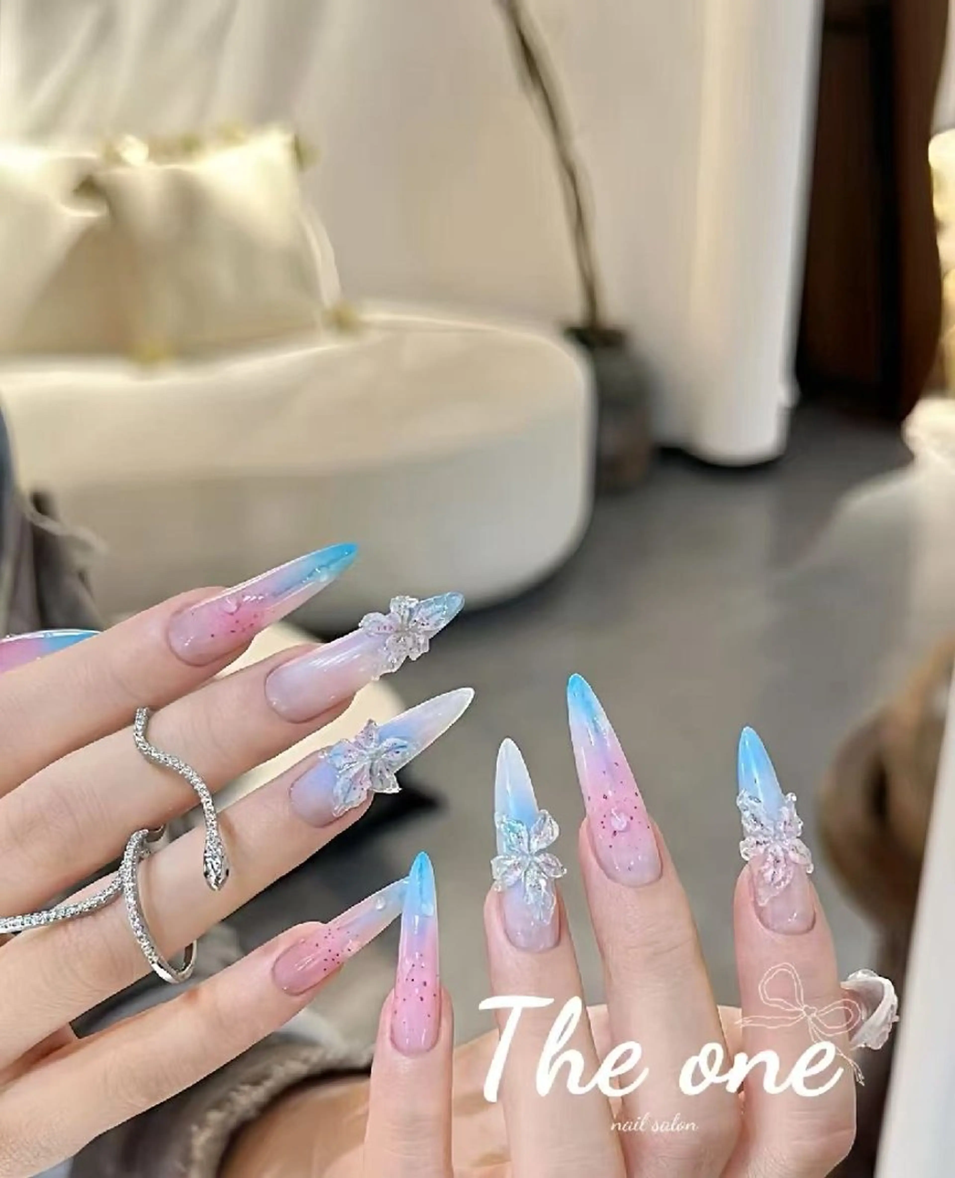 ネイル N. サロン所属・Theone栄店 田口のネイルデザイン