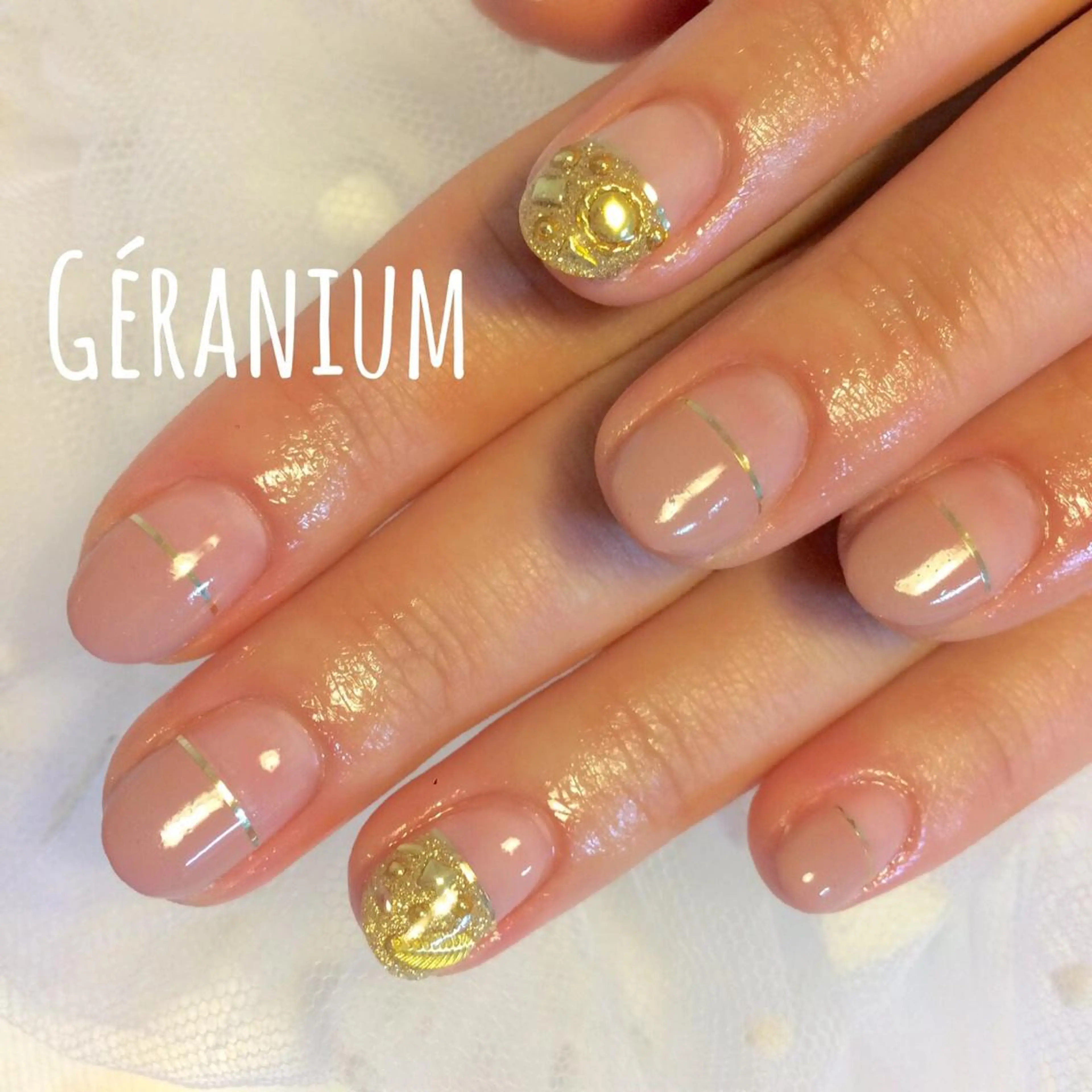 ネイル フレンチネイル GéRanium Harukaのネイルデザイン