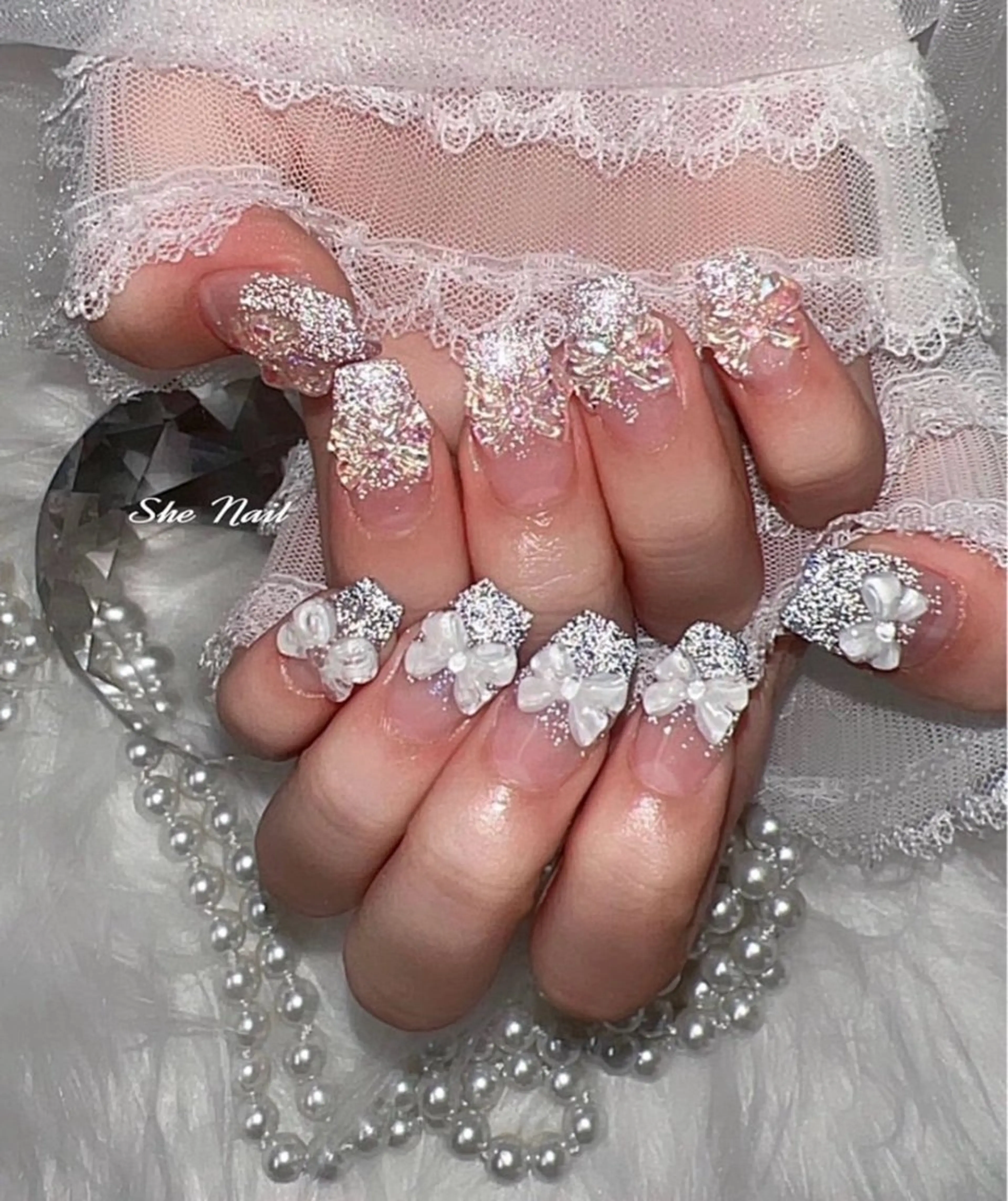 ネイル 長さ出し マグネットネイル 持ち込み ワンカラーネイル シンプルネイル ハンドネイル She_nail所属・ELSA_ Bellaのネイルデザイン