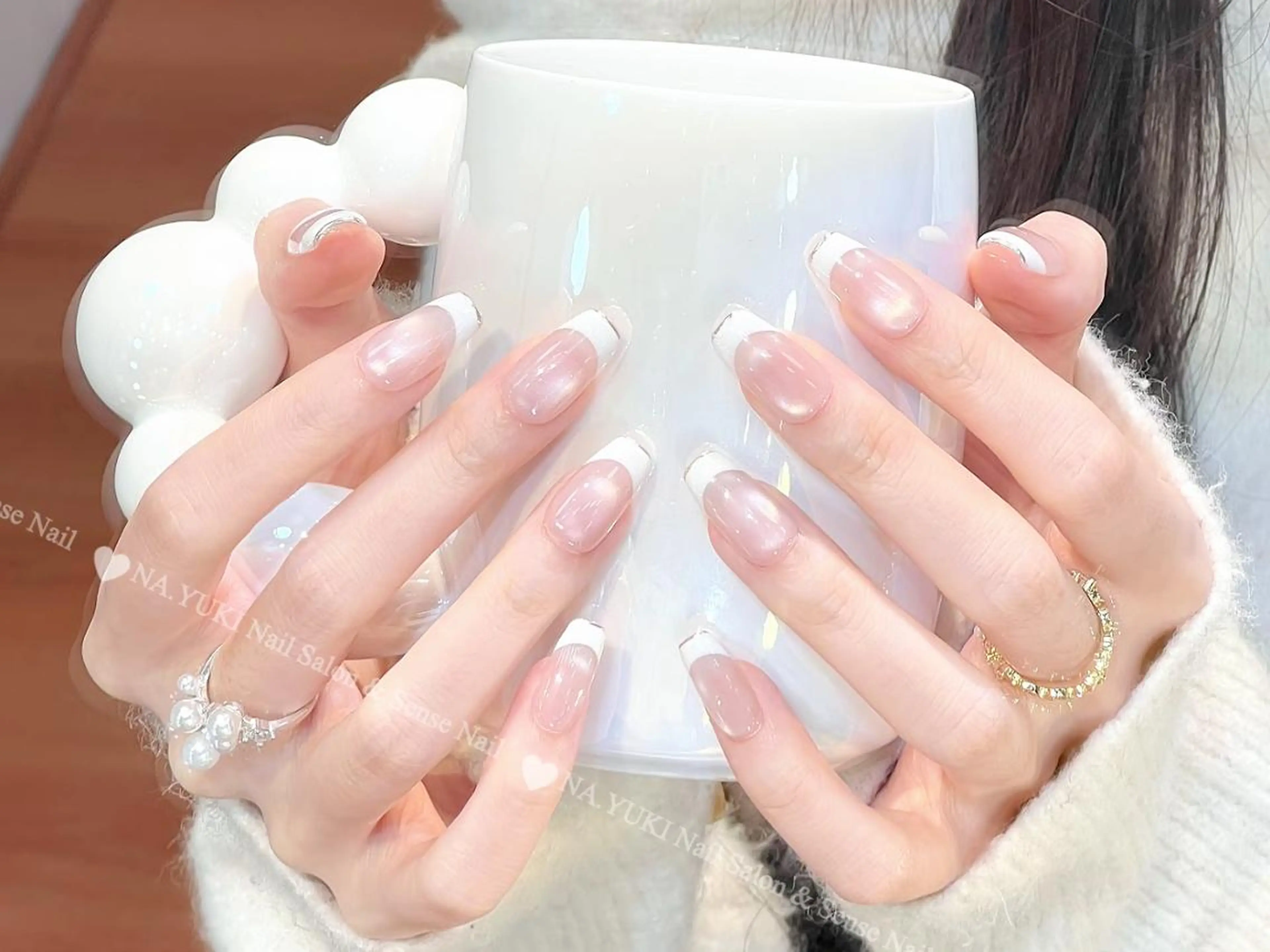 ネイル 🦋 Queenieのネイルデザイン