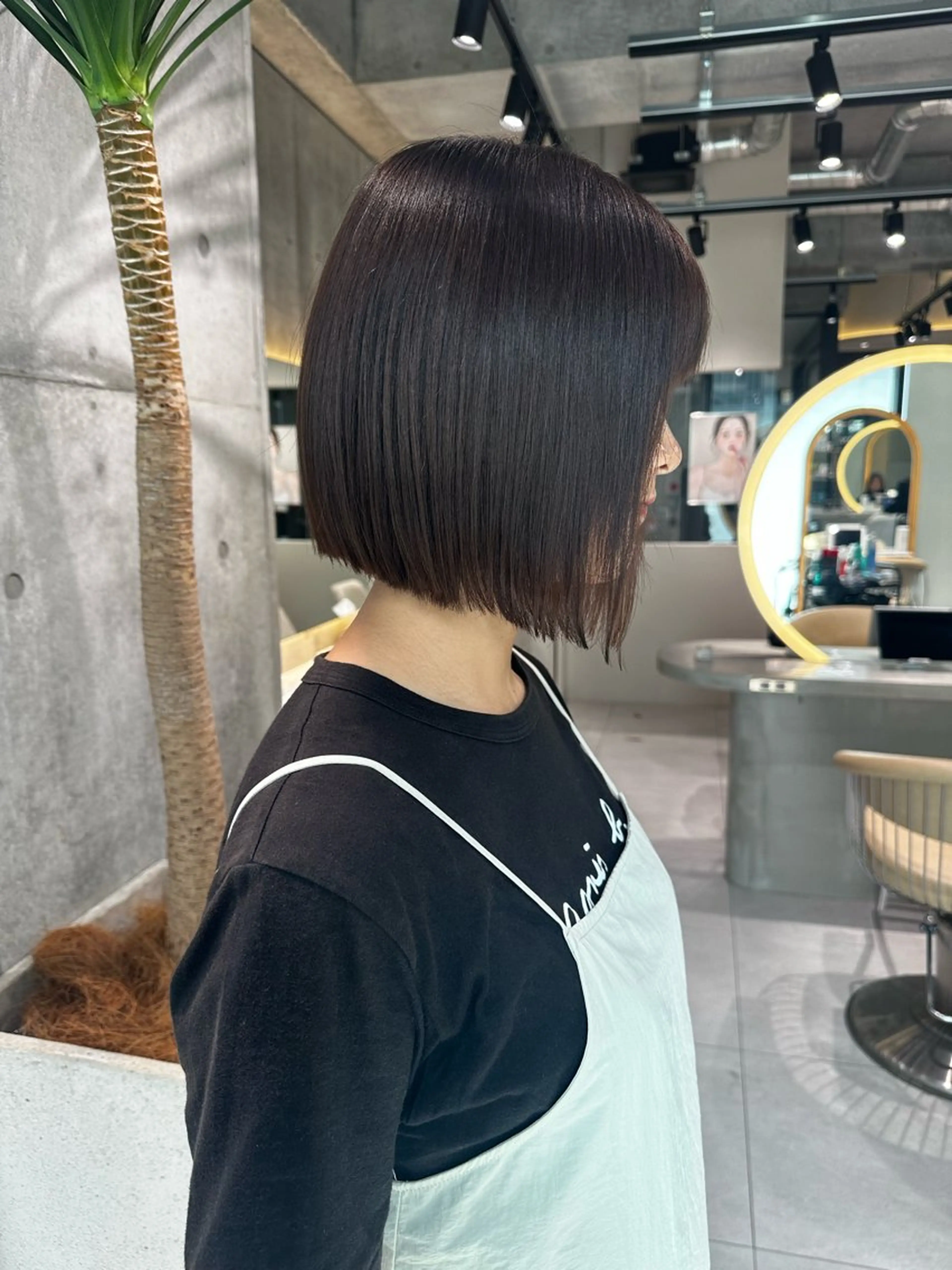 ミディアム カット 縮毛矯正 トリートメント ✨髪質改善特化✨副 店長椎葉信乃介のヘアスタイル