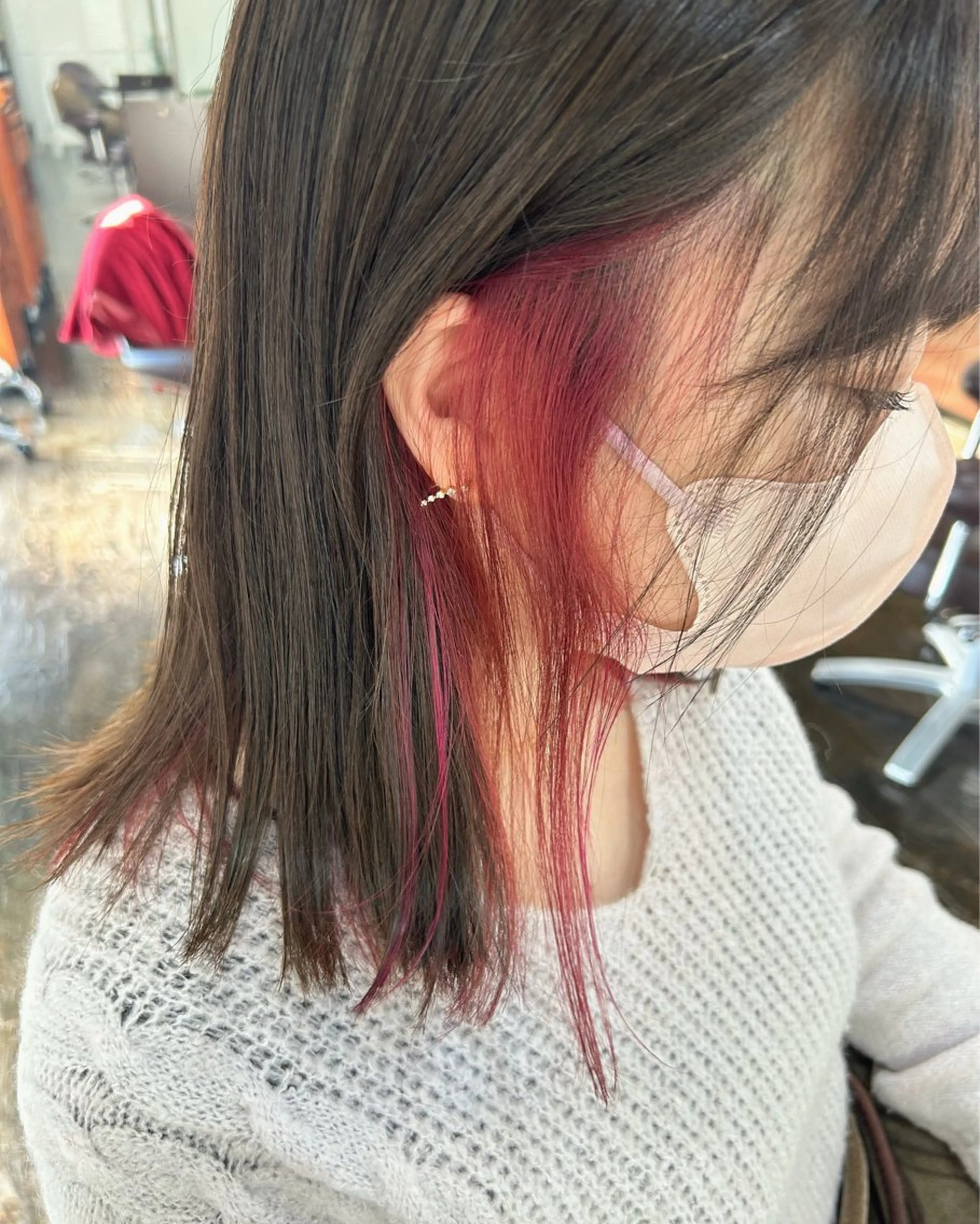 カラー アッシュ インナーカラー ピンクカラー 坂本 瑞季のヘアスタイル