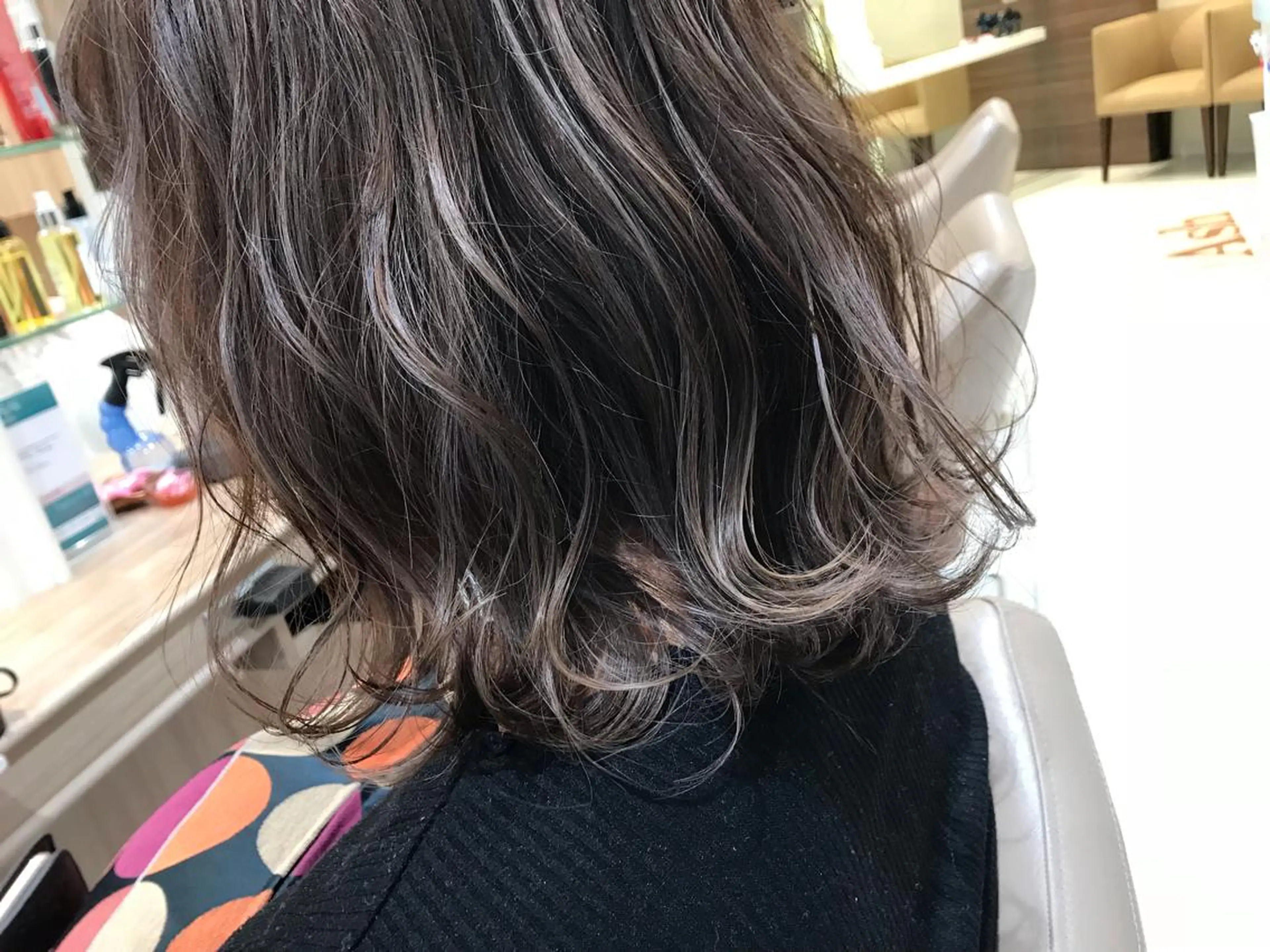 ミディアム カラー ウエモト　タク ショート/レイヤーのヘアスタイル