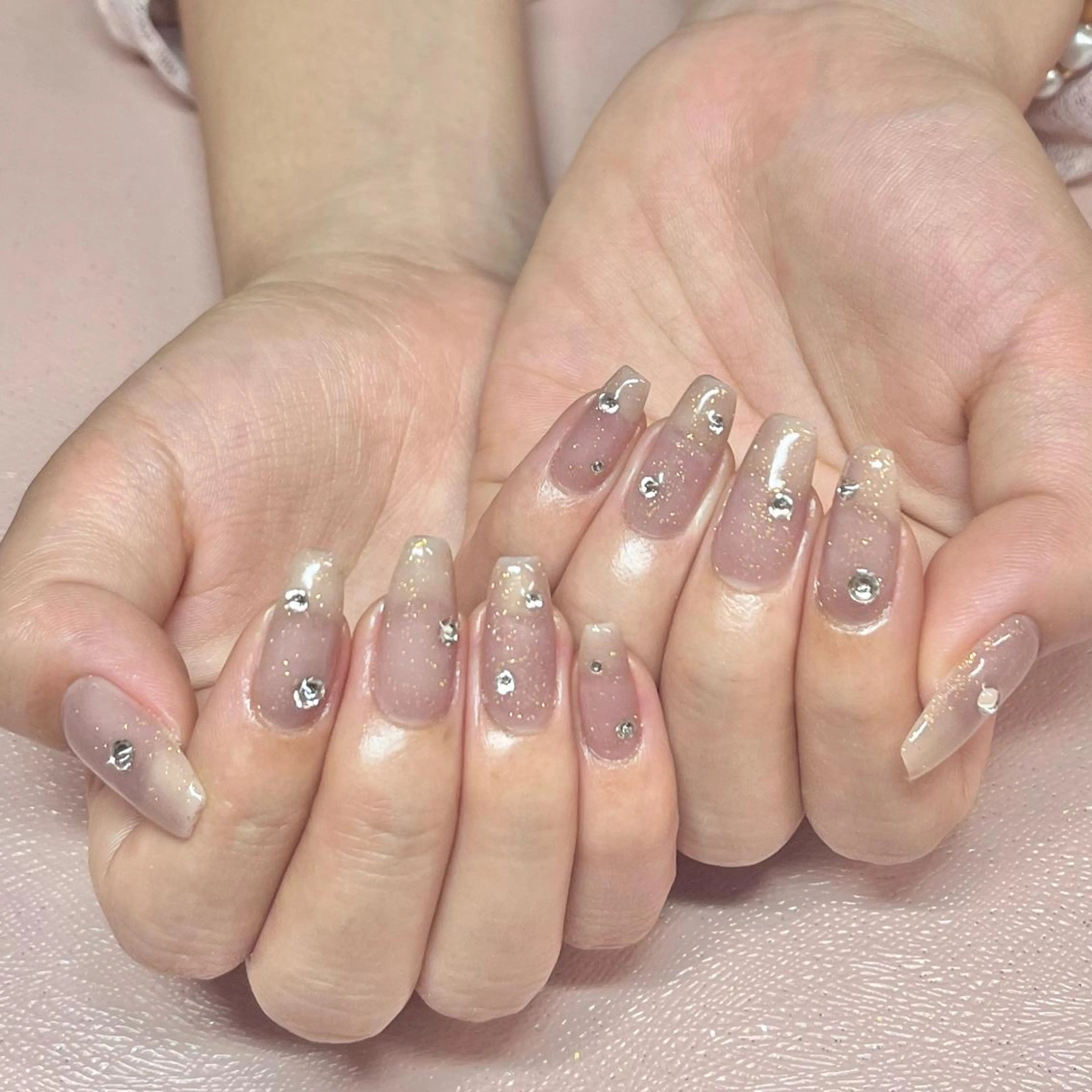 ネイル クリアネイル ラメ(グリッター) 持ち込み シルバー ストーンネイル Vogustys Nail 山田のネイルデザイン