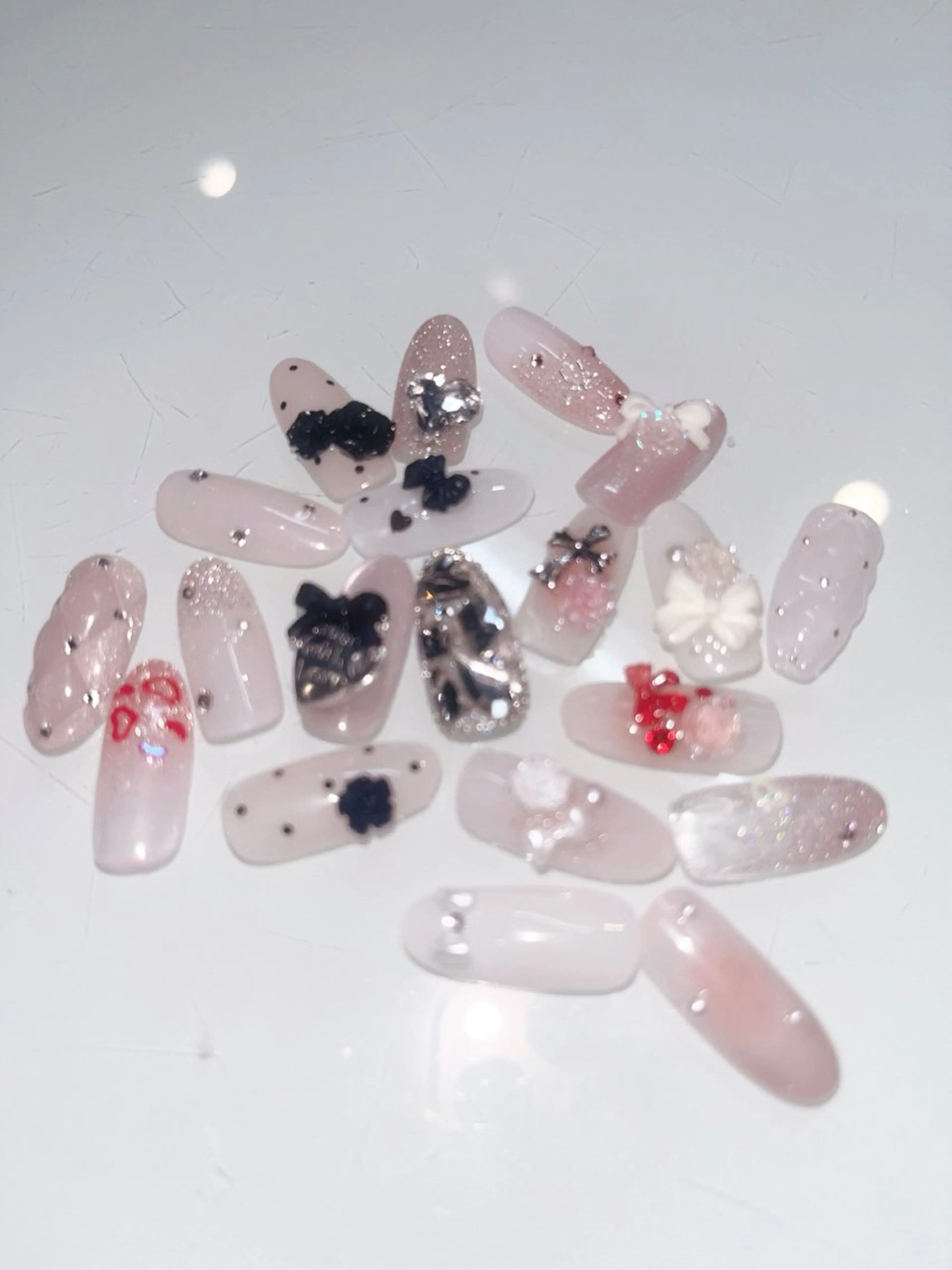 ネイル ハンドネイル KOKONA 🎀のネイルデザイン