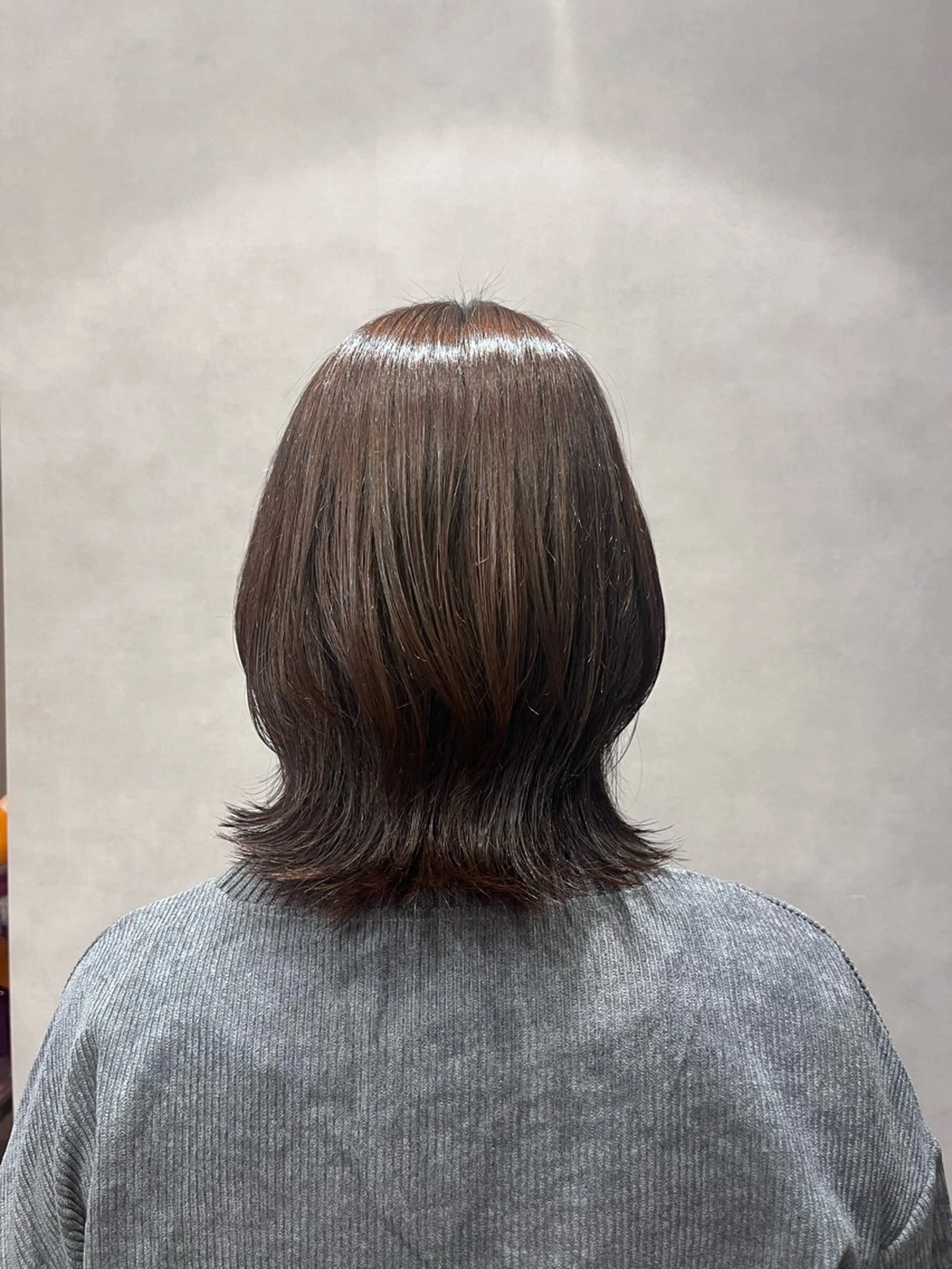 ミディアム レイヤーカット 外ハネヘア 木村 真奈のヘアスタイル