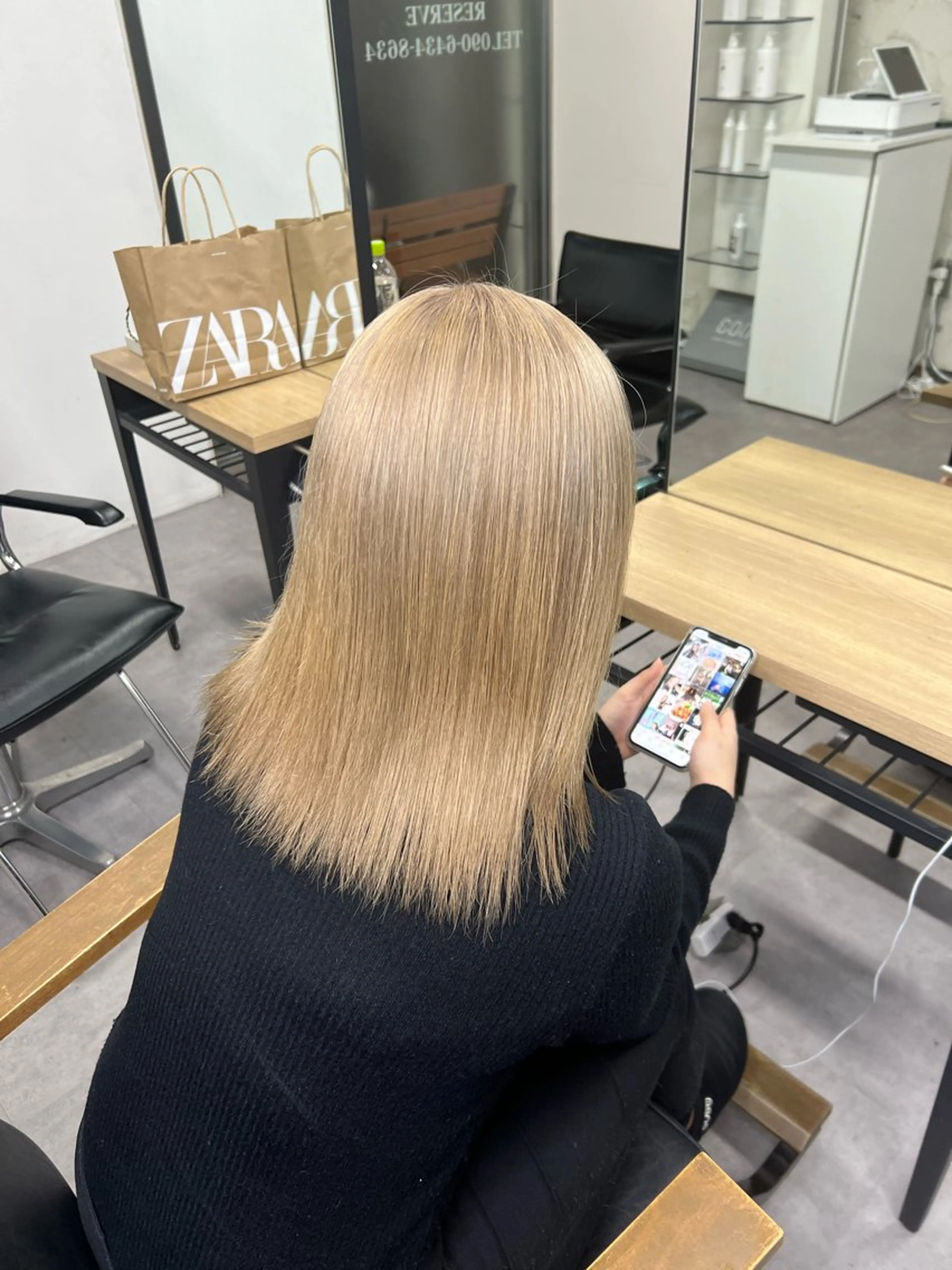 カラー ベージュカラー ブリーチ ケアブリーチ ヘアカラー SWAY所属・SWAY_KAI_ 長谷川魁のヘアスタイル