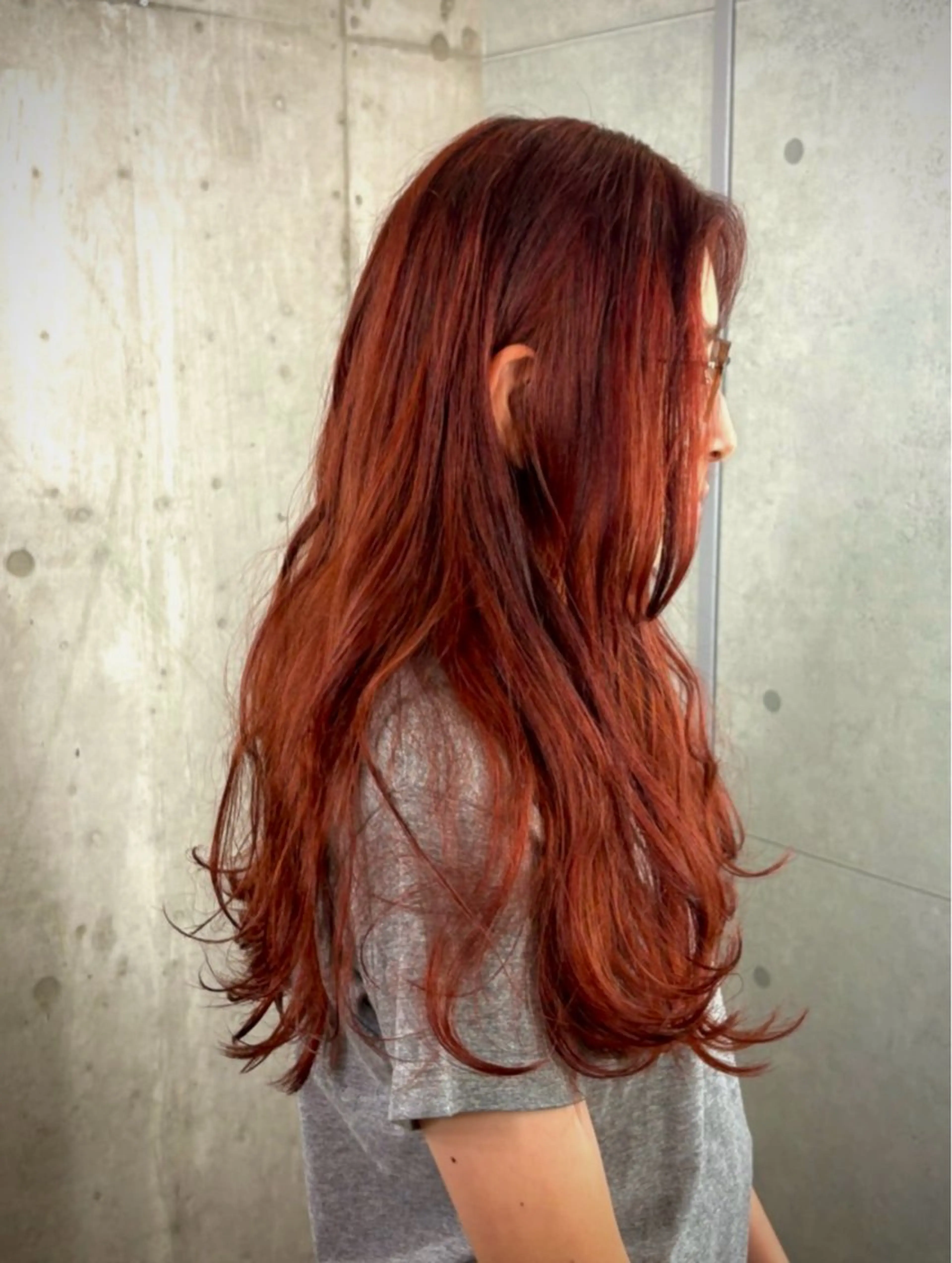 ロング カラー ブリーチ オレンジ ヘアカラー ドアベルヘアリビング所属・モデル募集中 🎗️🫧加藤志保のヘアスタイル