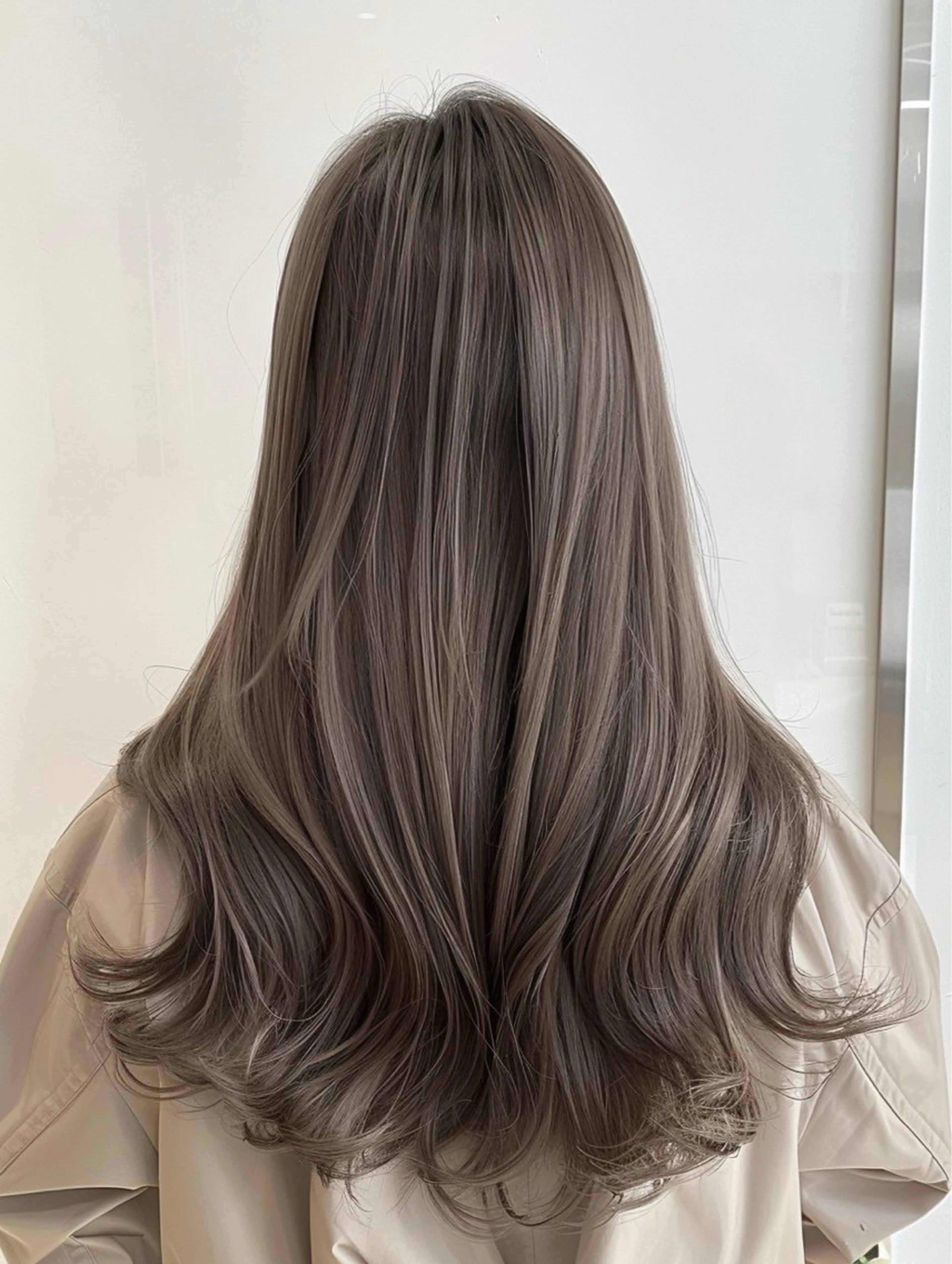 ロング 美髪改善・ 透明感カラー茉央のヘアスタイル