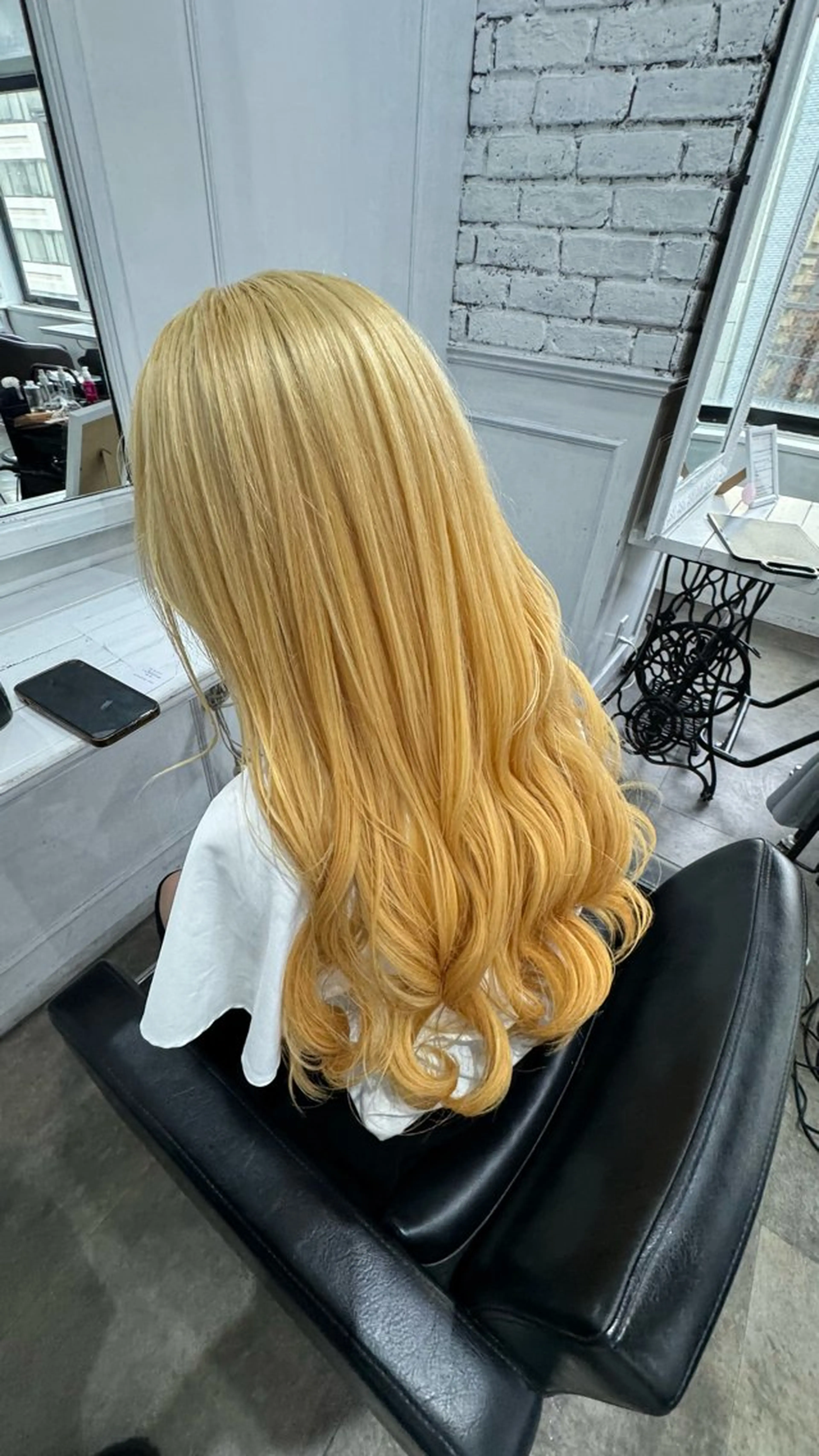 ロング ヘアカラー トリートメント SALOWIN札幌大通り所属・札幌ハイトーン/ ブリーチカラー/ドイのヘアスタイル