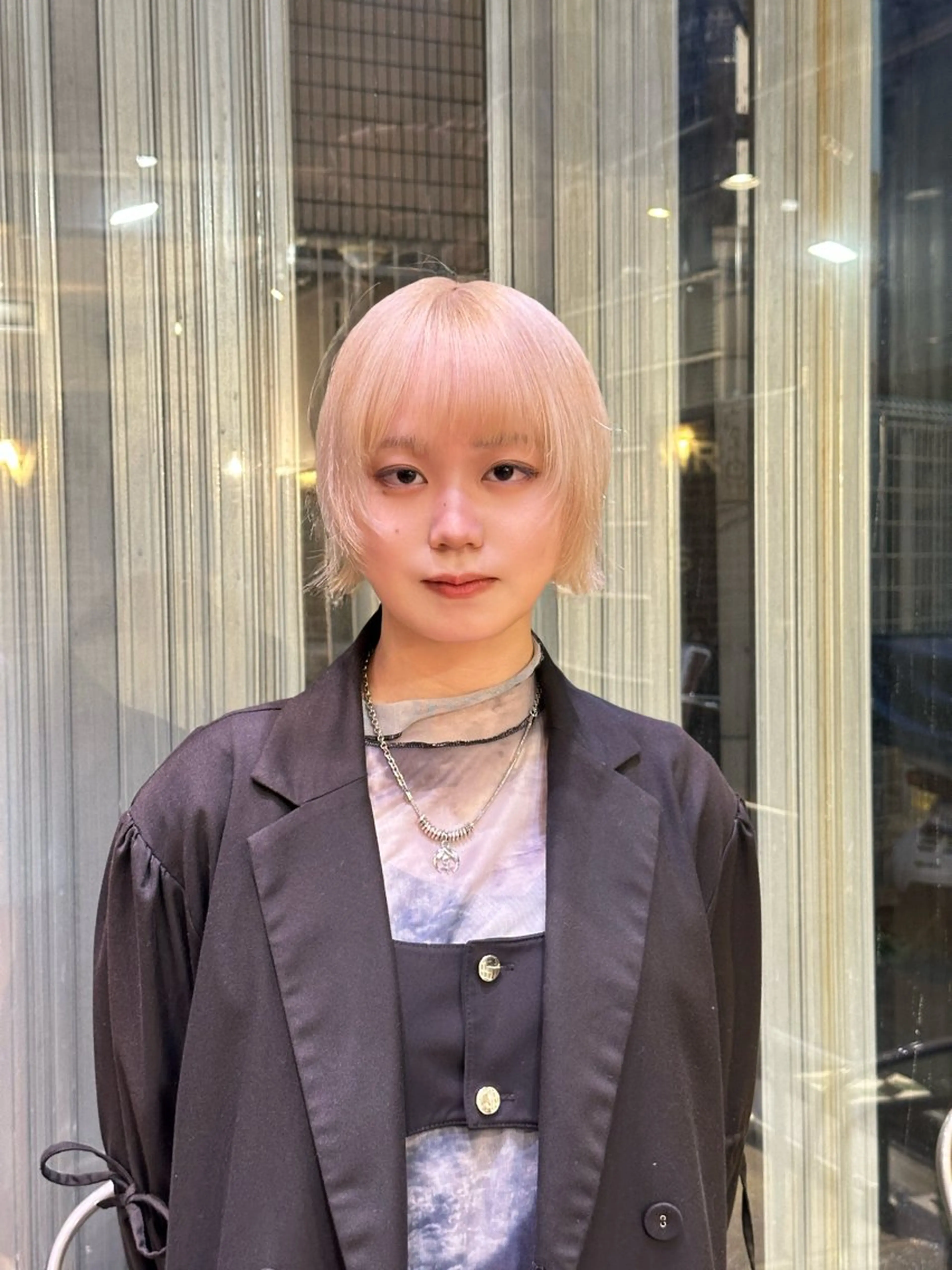 ミディアム 顔まわりレイヤー 顔周りカット 髪質改善 レイヤーカット シャギー ヘアカラー TICK-TOCK Torwest所属・デザインカラー/中性 ウルフ/mitsuのヘアスタイル