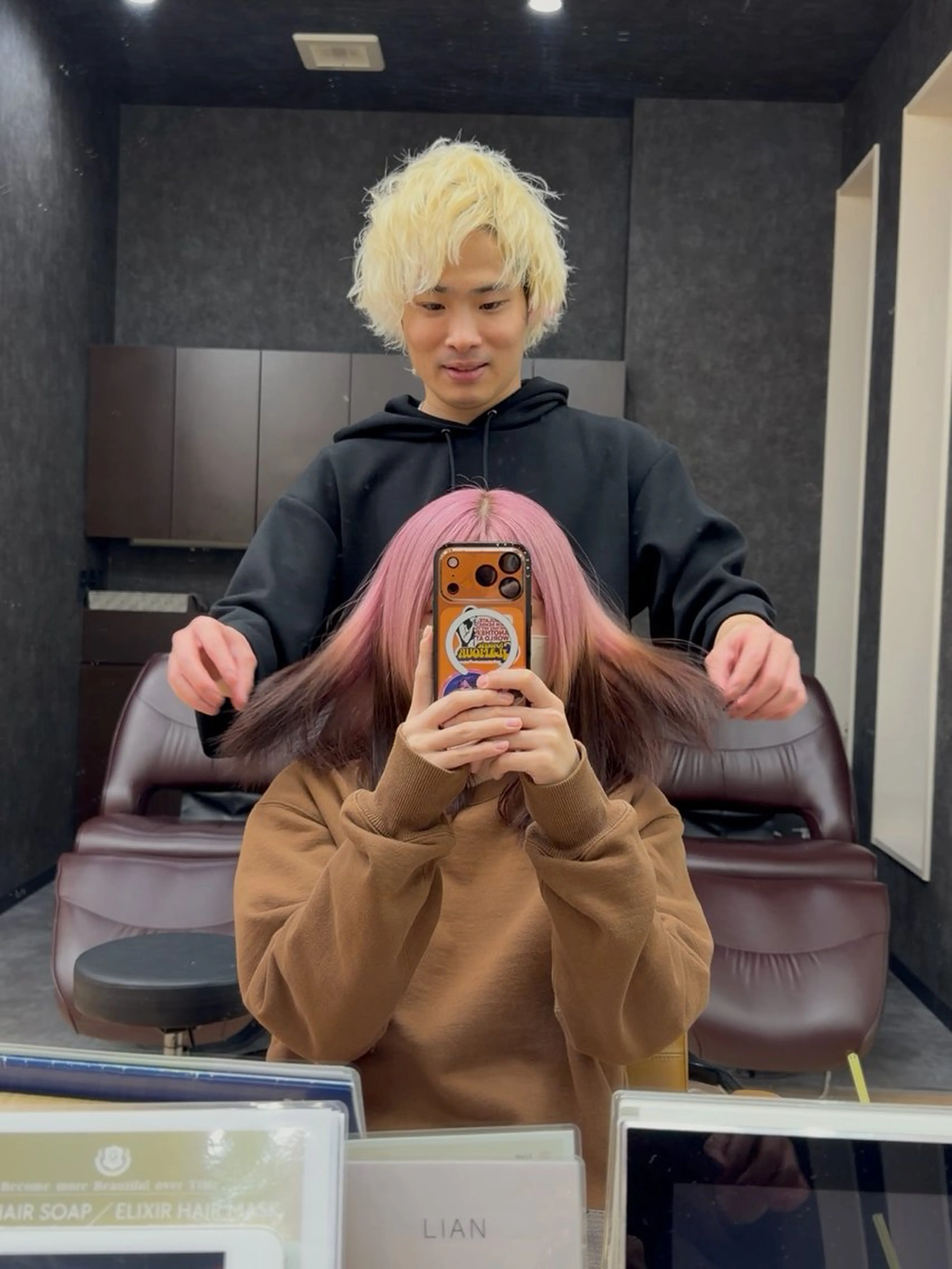 セミロング ヘアカラー トリートメント 橋本翔 /ブリーチカラーのヘアスタイル