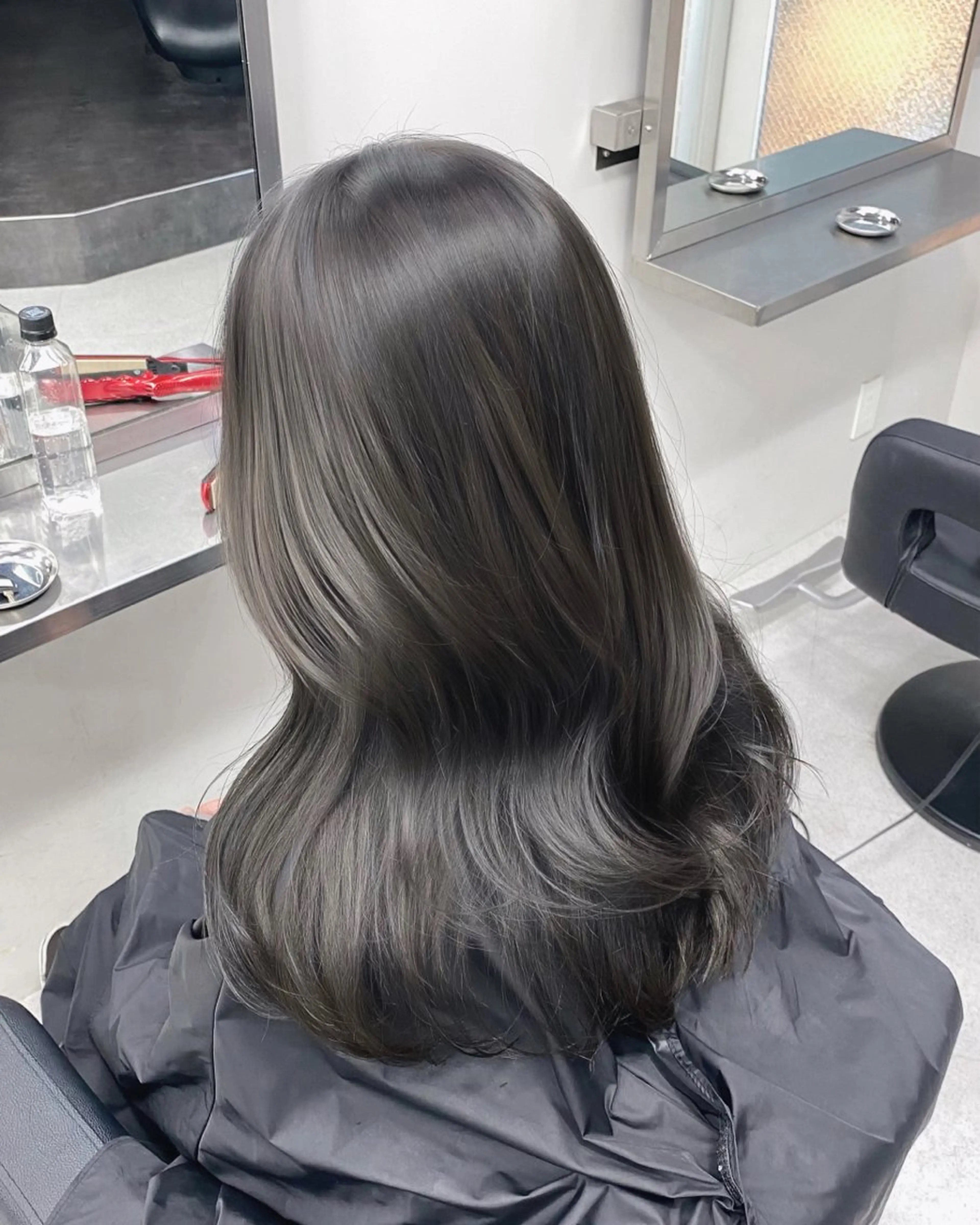 ミディアム カラー ヘアアレンジ ベージュカラー ブリーチ ブラウンカラー 透明感カラー ダブルカラー カット ヘアカラー トリートメント ヘアセット 藤岡 誠也のヘアスタイル