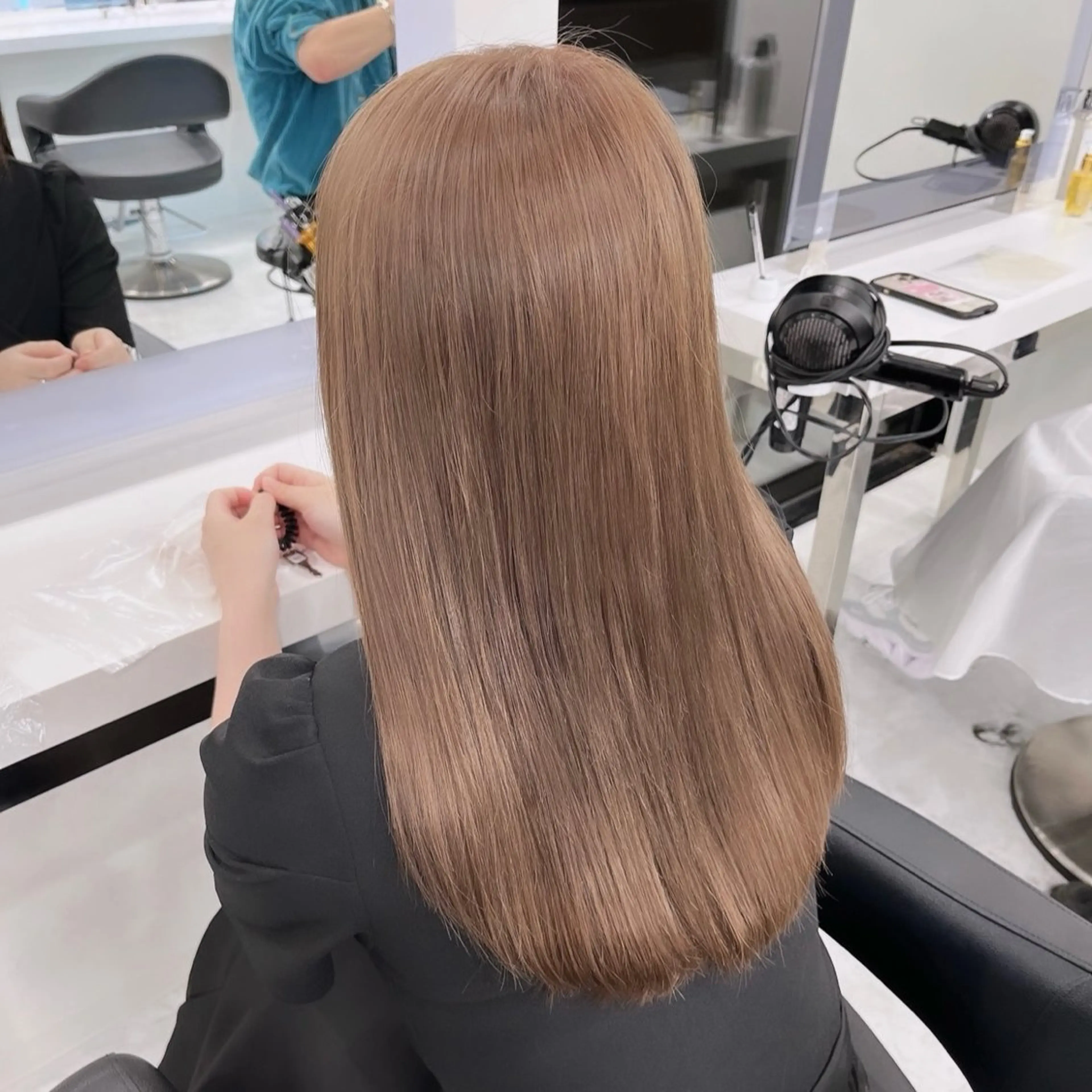 ロング カラー ヘアカラー 🩷モテ髪＆透明感 🩷ミルクティー🩷のヘアスタイル