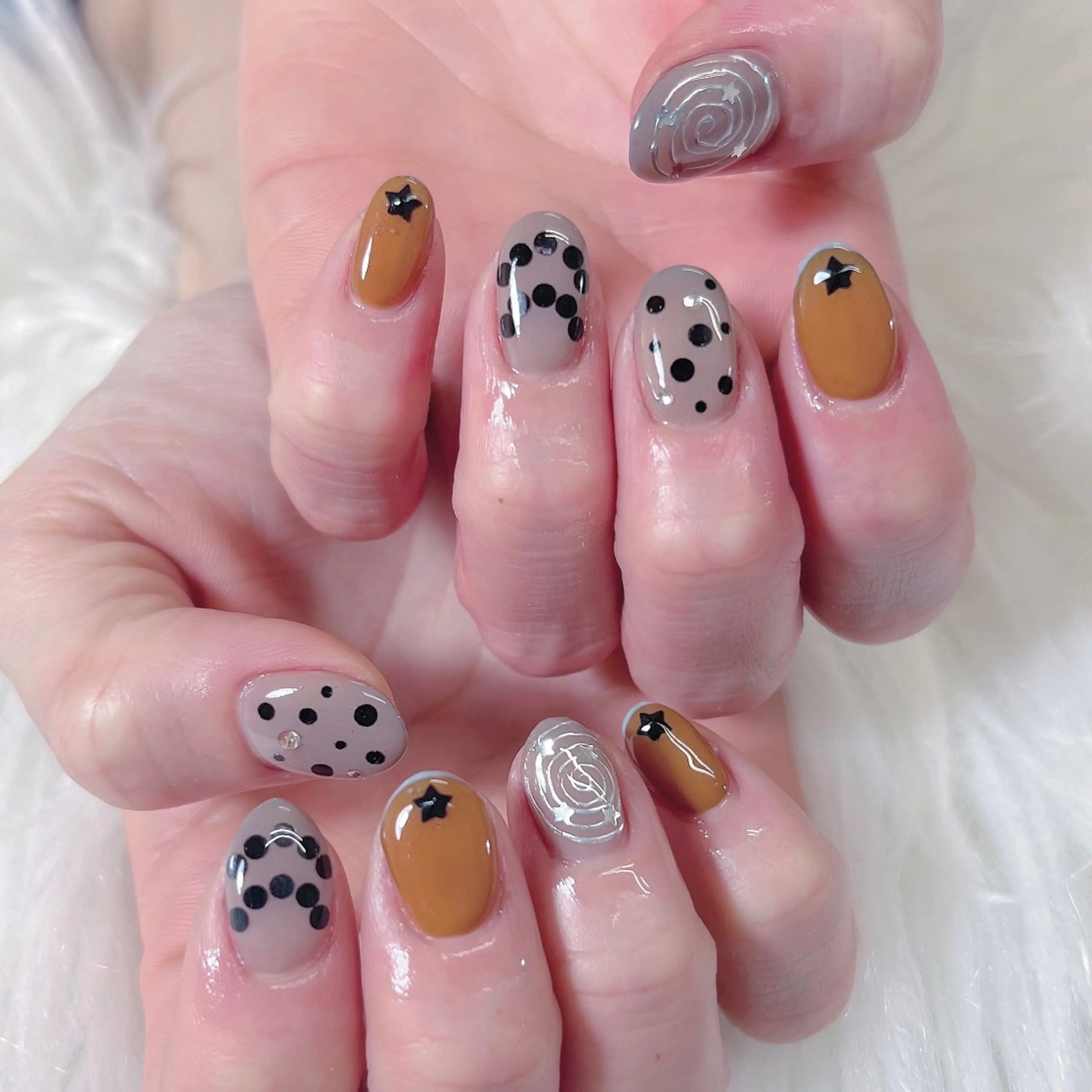 ネイル ハンドネイル Maya 🧊🫧‪のネイルデザイン