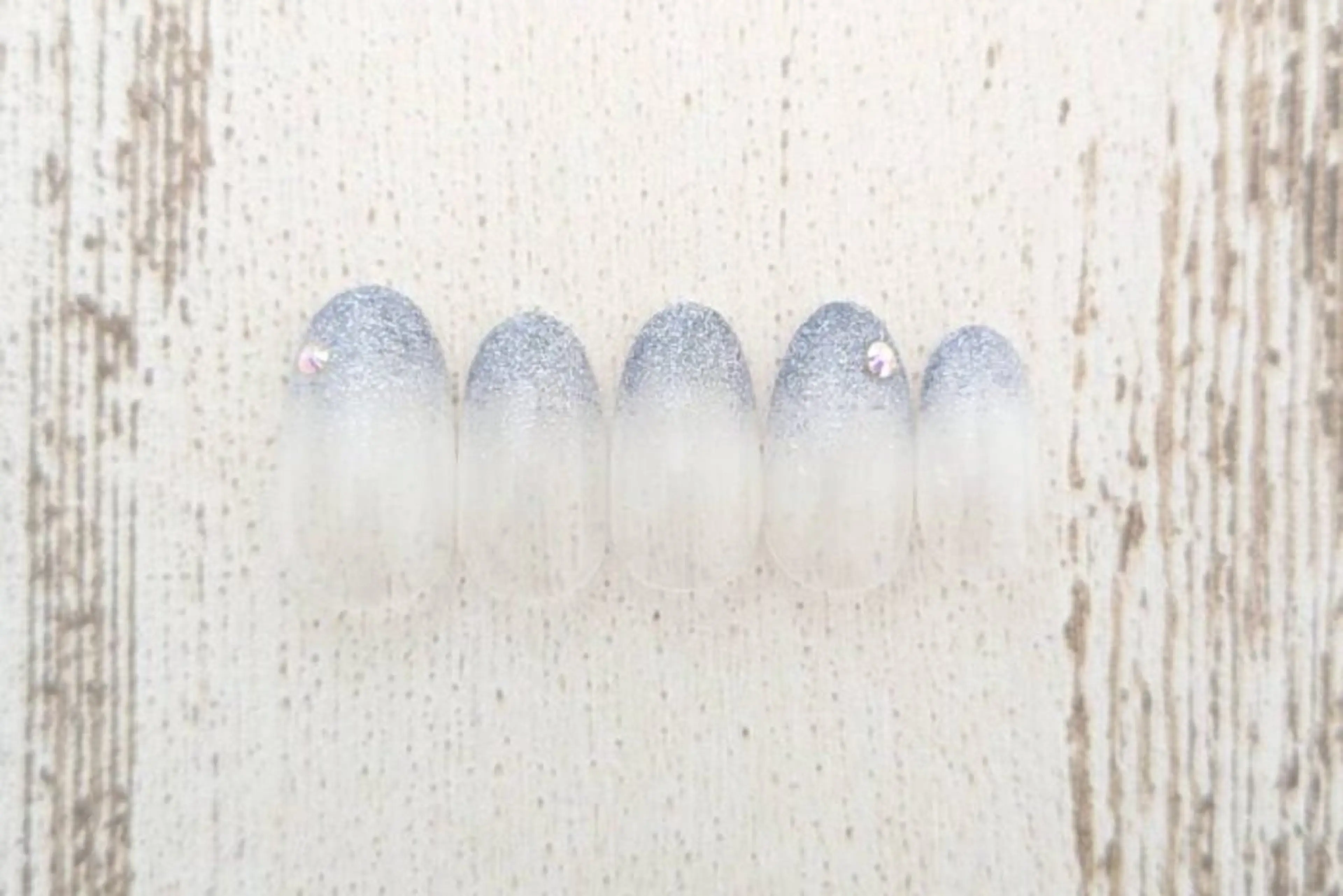 ネイル nail salon shiki 平塚店所属・🌈 shihoのネイルデザイン