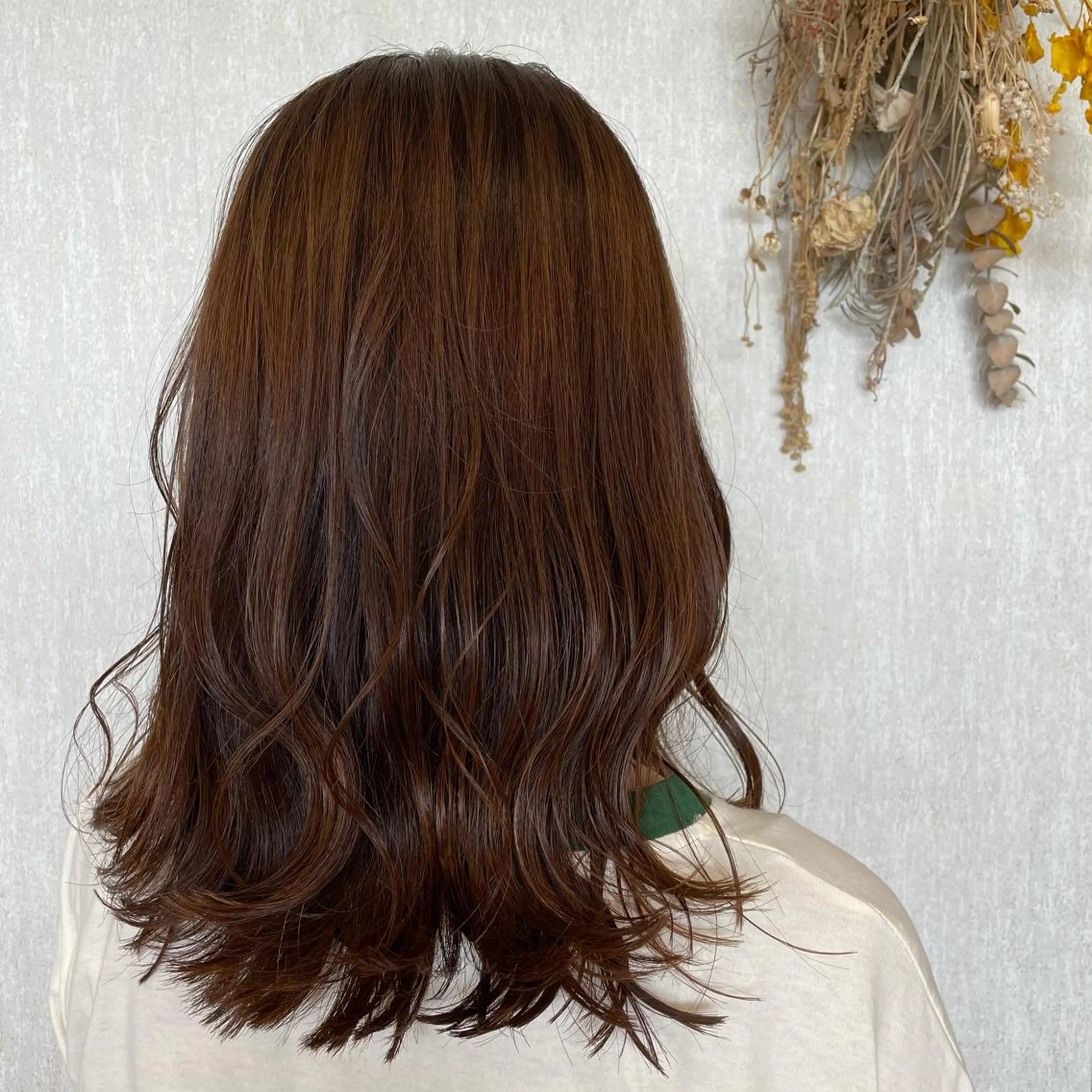ミディアム 上田 早恵のヘアスタイル