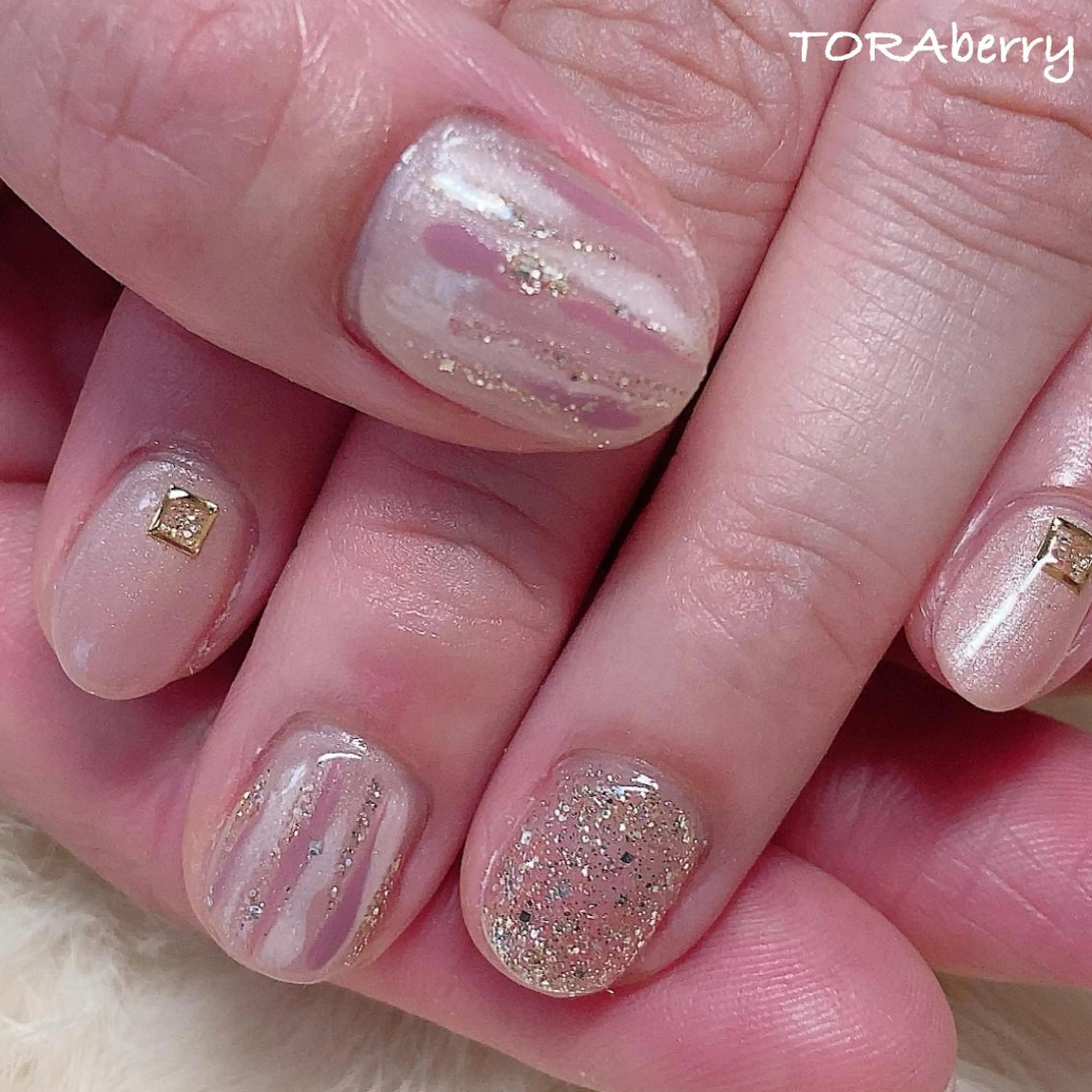 ネイル ニュアンスネイル ハンドネイル ネイリスト なつみのネイルデザイン