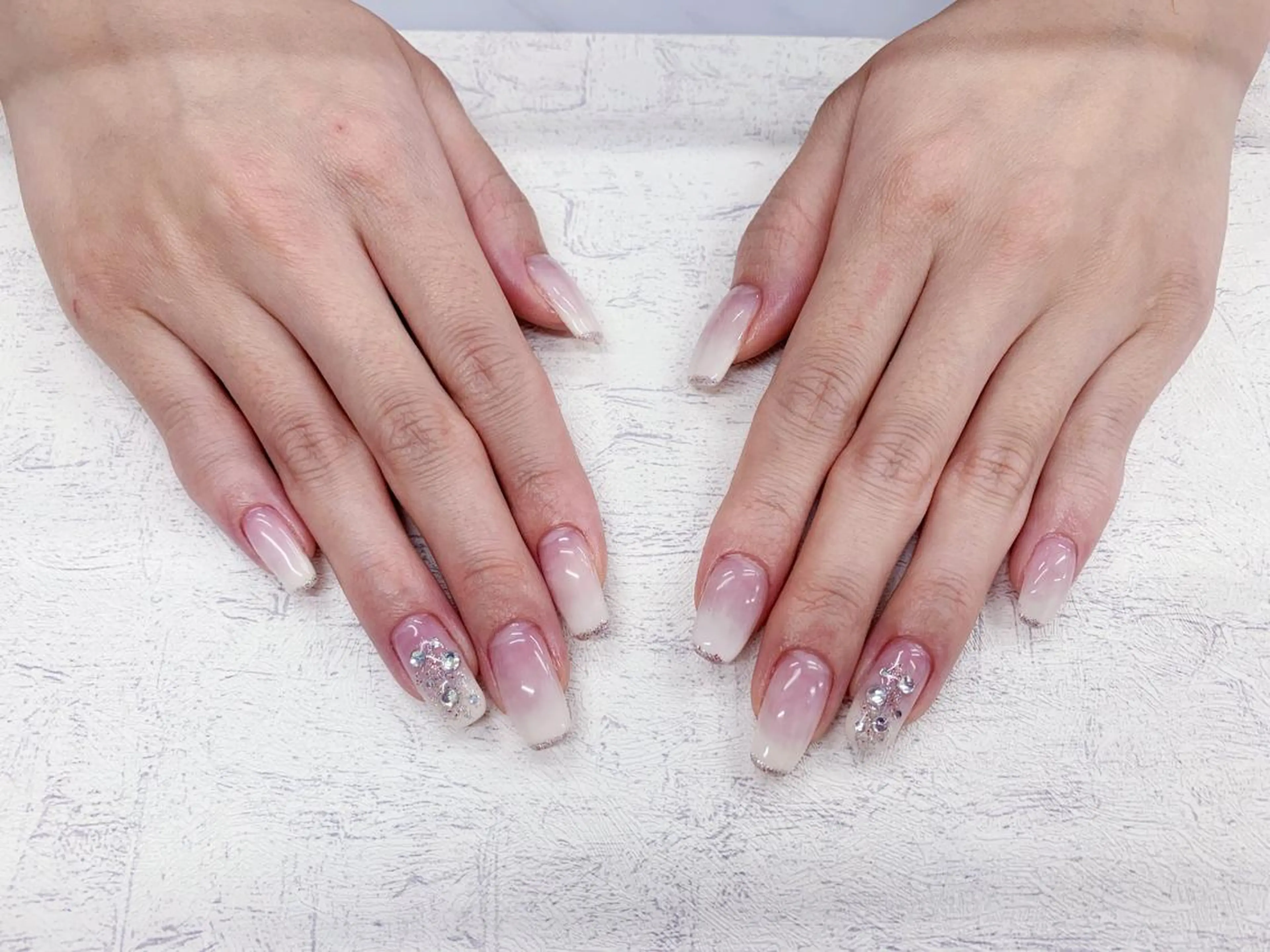 ネイル 持ち込み Romine アイラッシュ&ネイルのマツエク・マツパデザイン