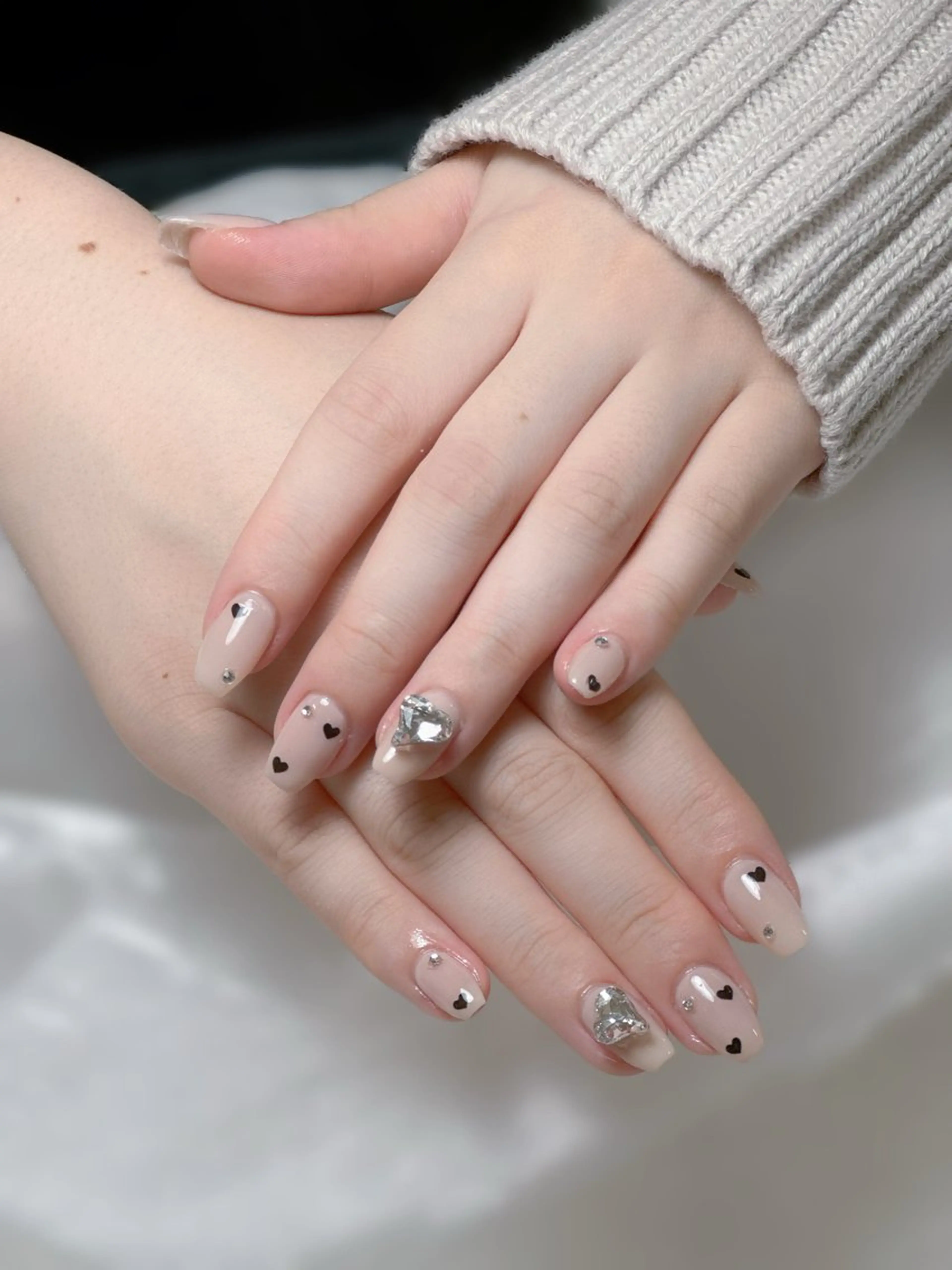 ネイル ハンドネイル Maggie nailクロのネイルデザイン