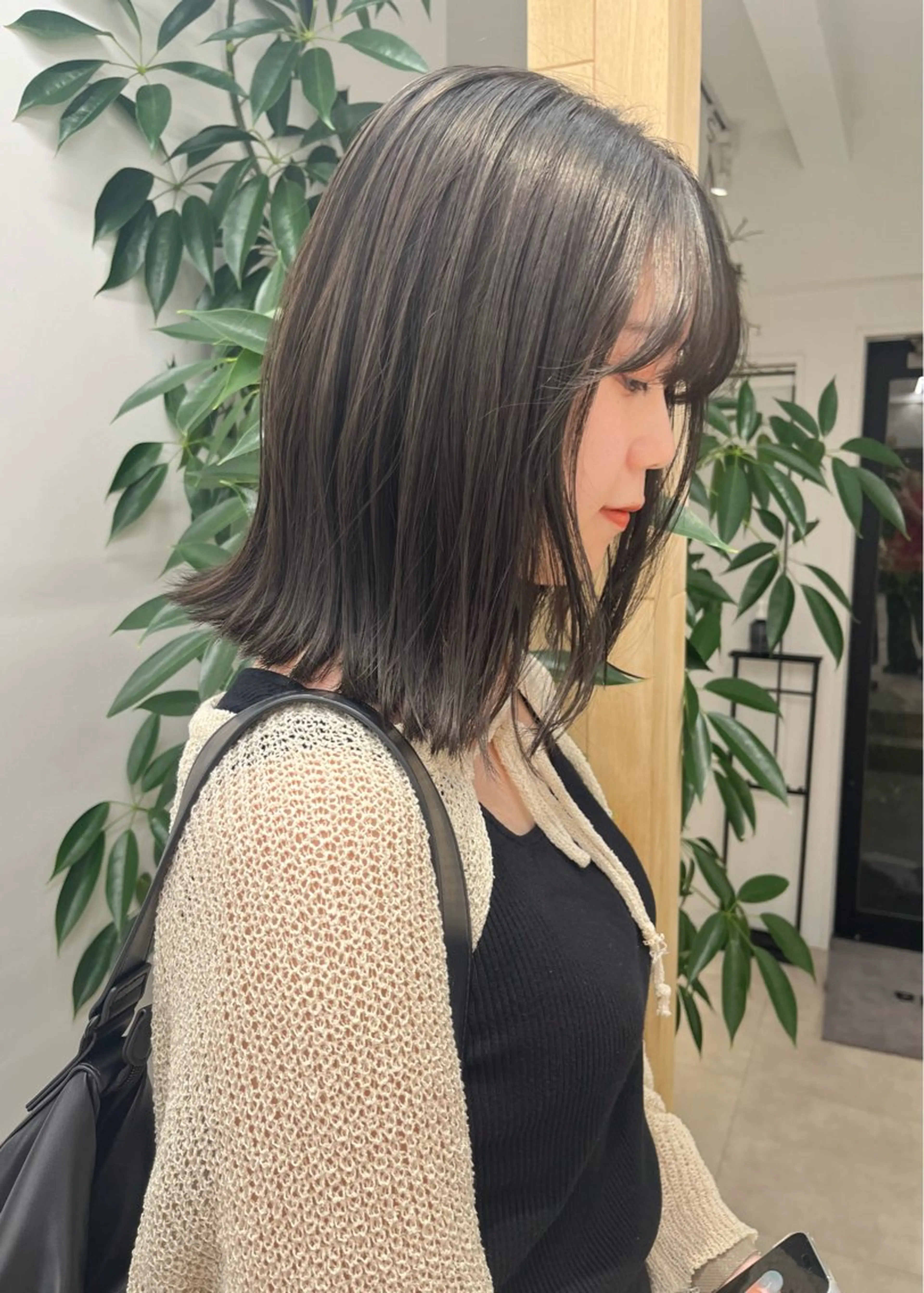 ミディアム カラー ベージュカラー ヘアカラー トリートメント ヨシダ トモキのヘアスタイル