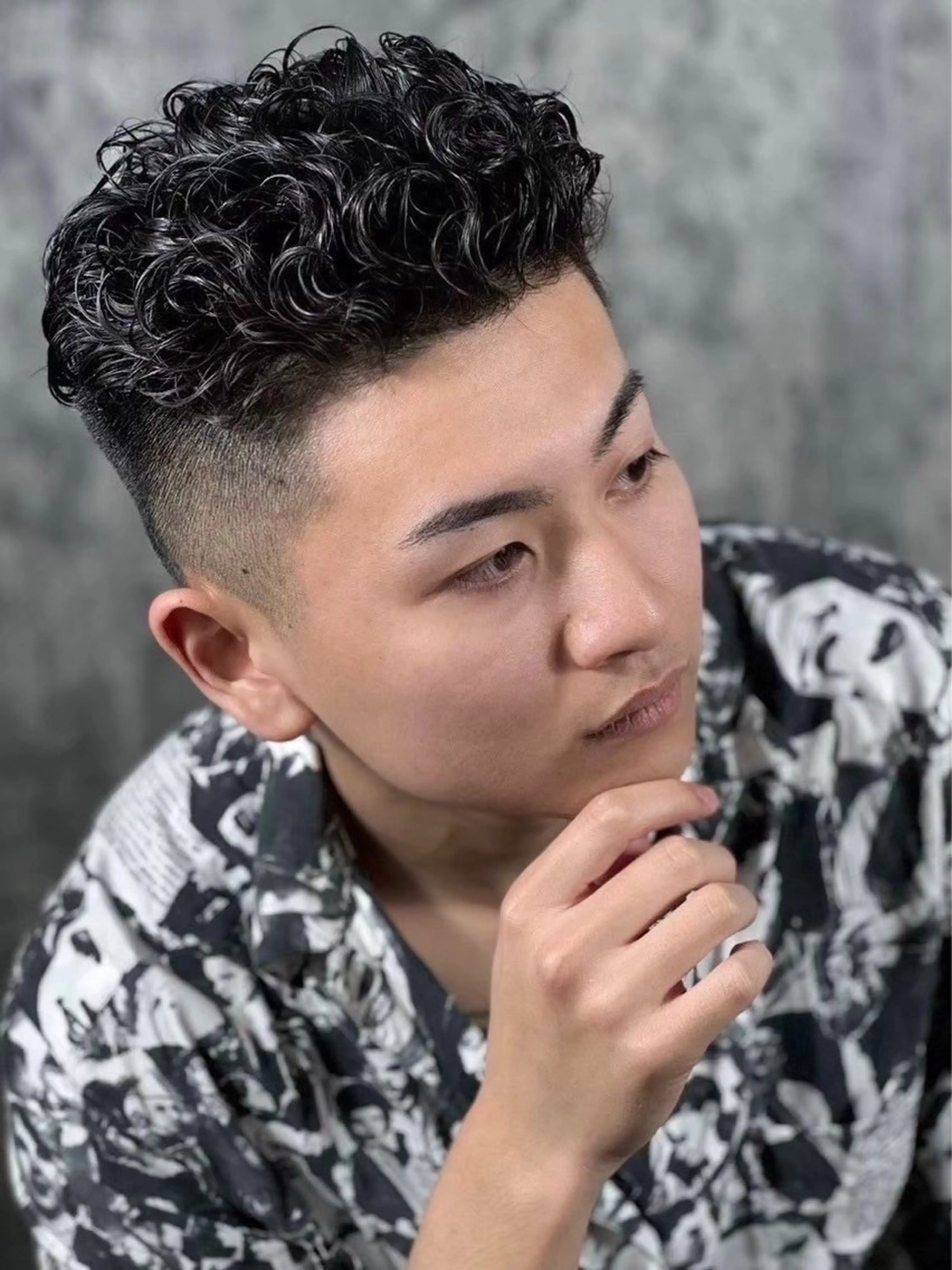 ショート カラー パーマ メンズ 武井 凌のヘアスタイル