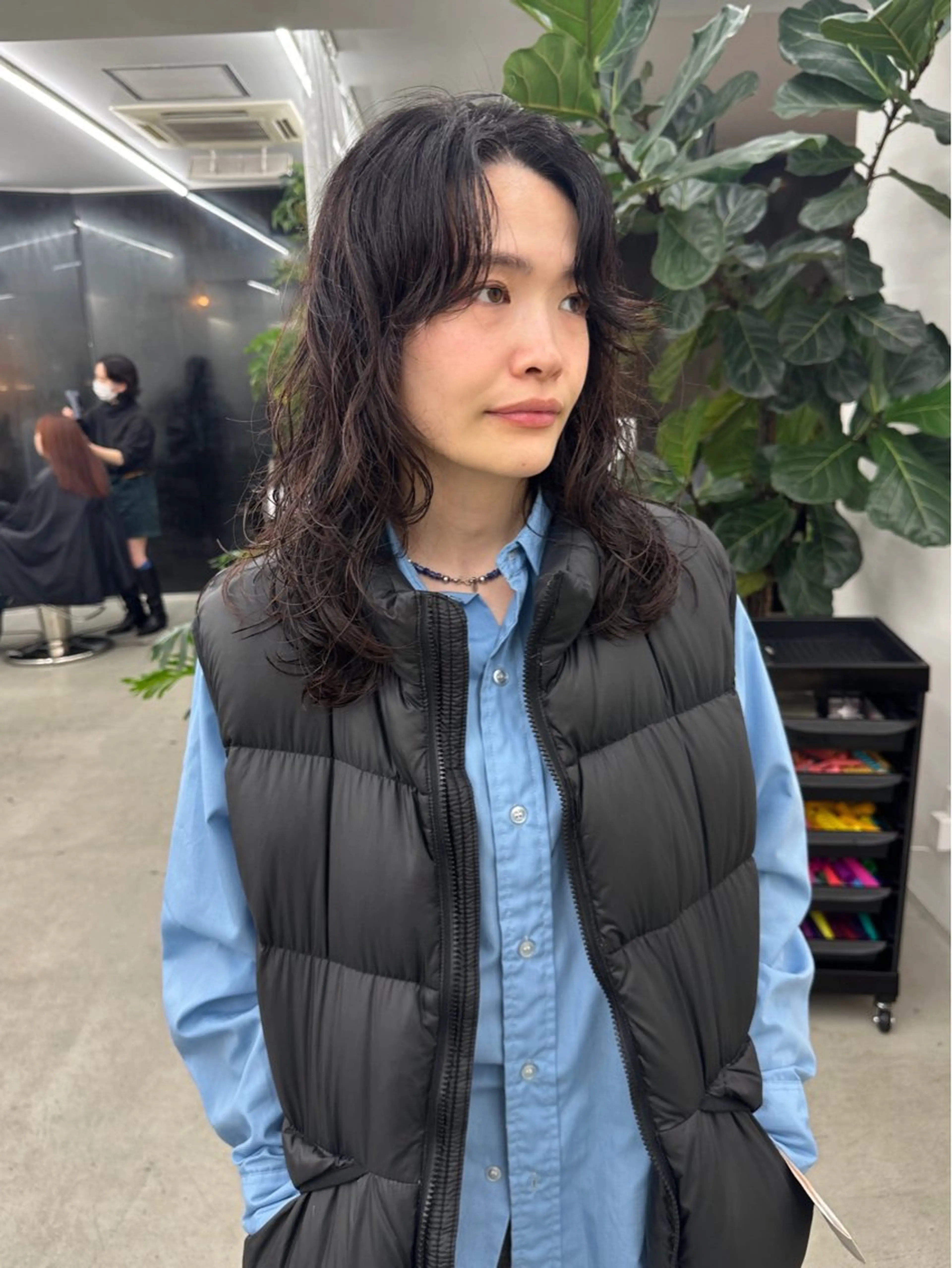 ロング パーマ レイヤーカット ニュアンスパーマ カット パーマ トリートメント ボブ/レイヤー/ケア パーマ/透明感カラーのヘアスタイル