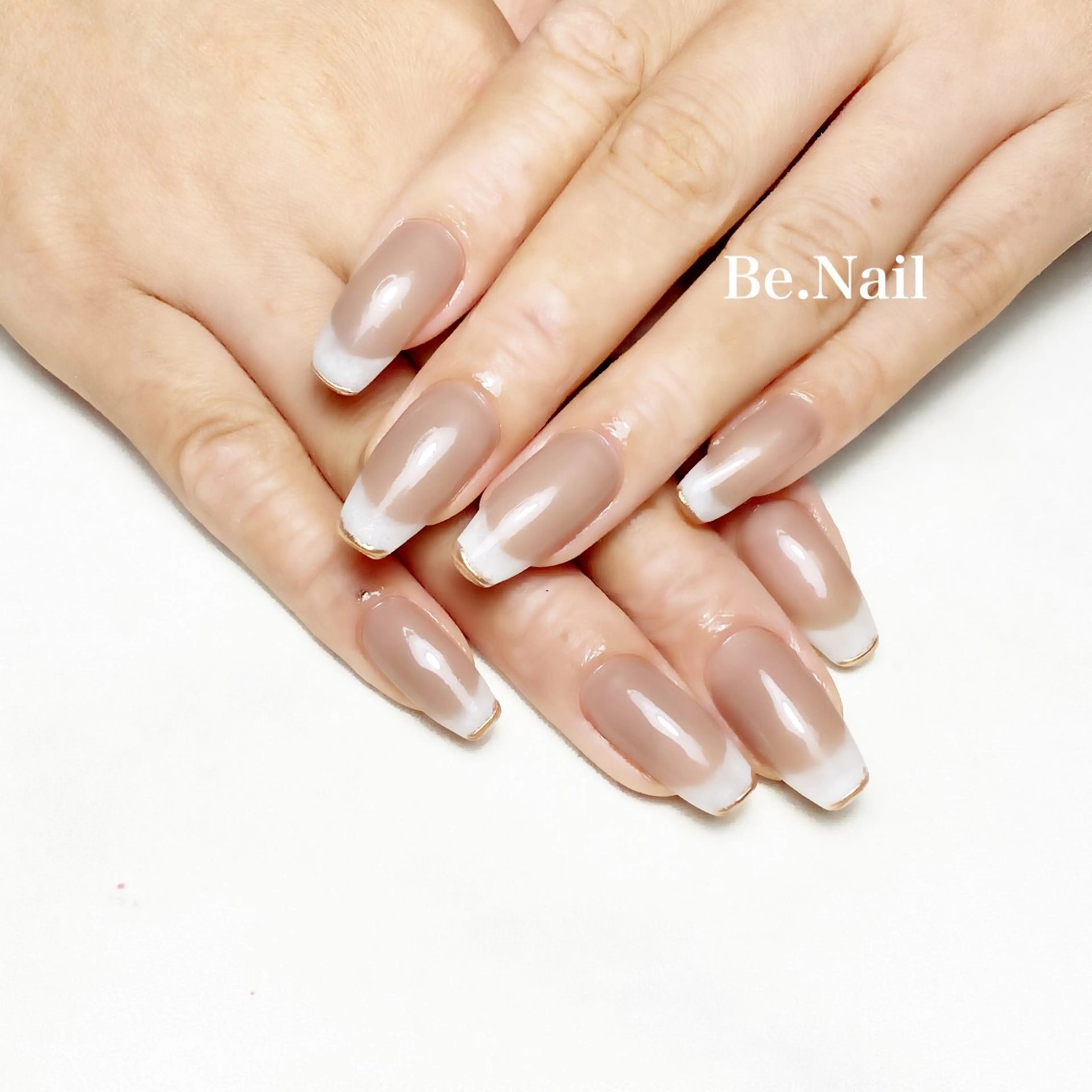 ネイル フレンチネイル ジェルネイル ゴールド 持ち込み シンプルネイル Be. Nailのネイルデザイン