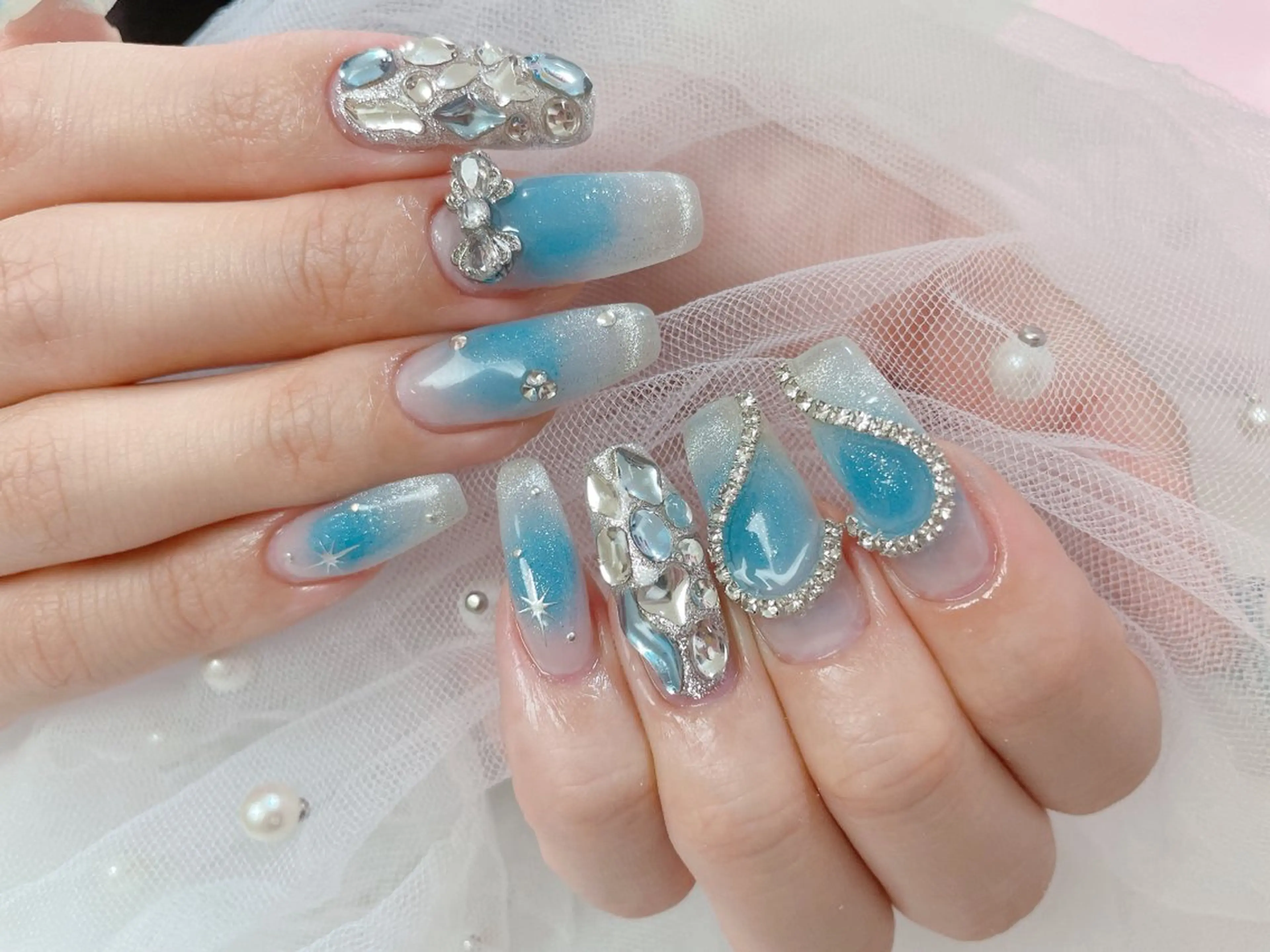 ネイル ハンドネイル ネイルサロンエクラ 🫧Shizukaのネイルデザイン