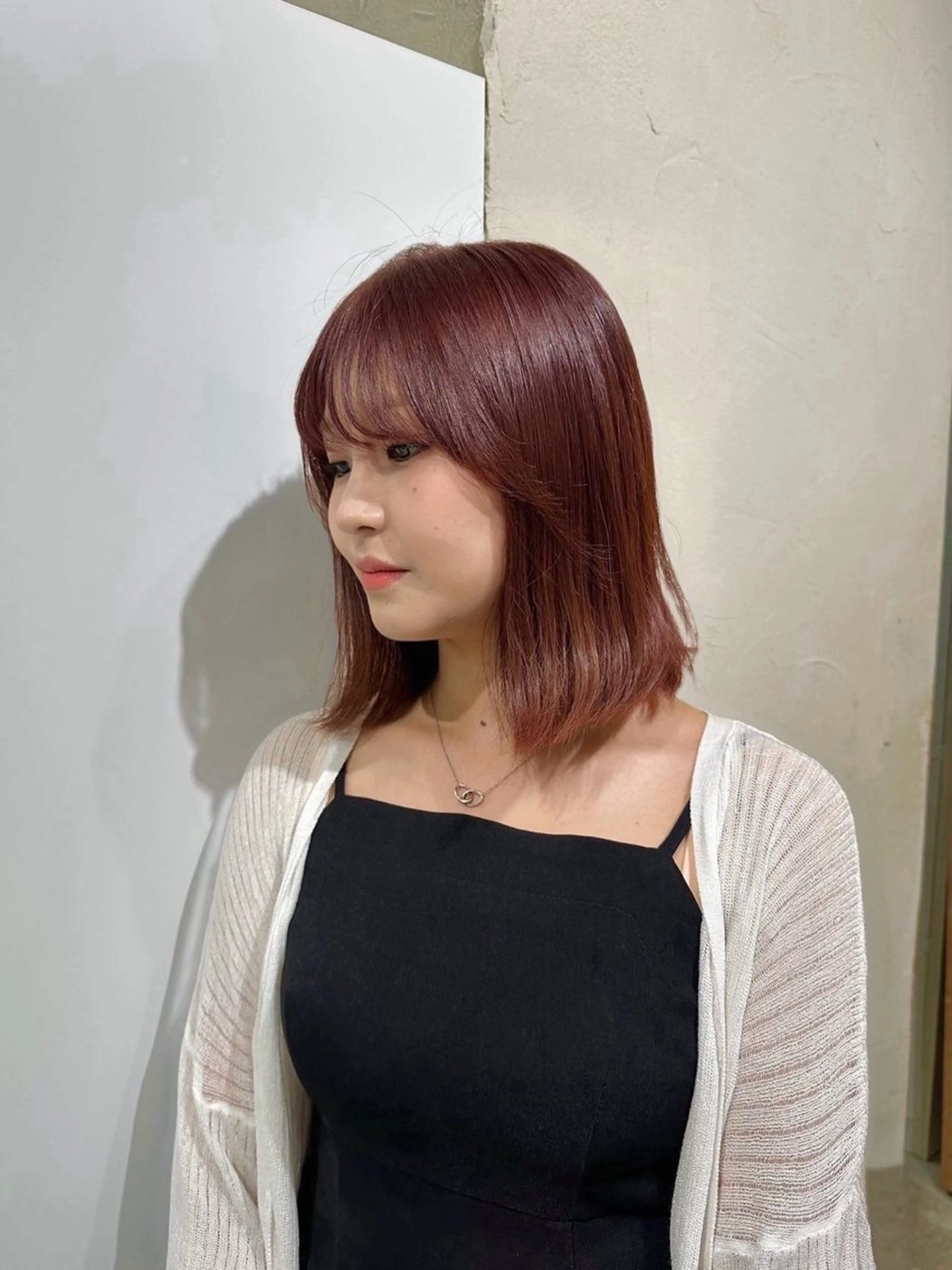 ミディアム カラー ヘアカラー aoi / 透明感カラーのヘアスタイル