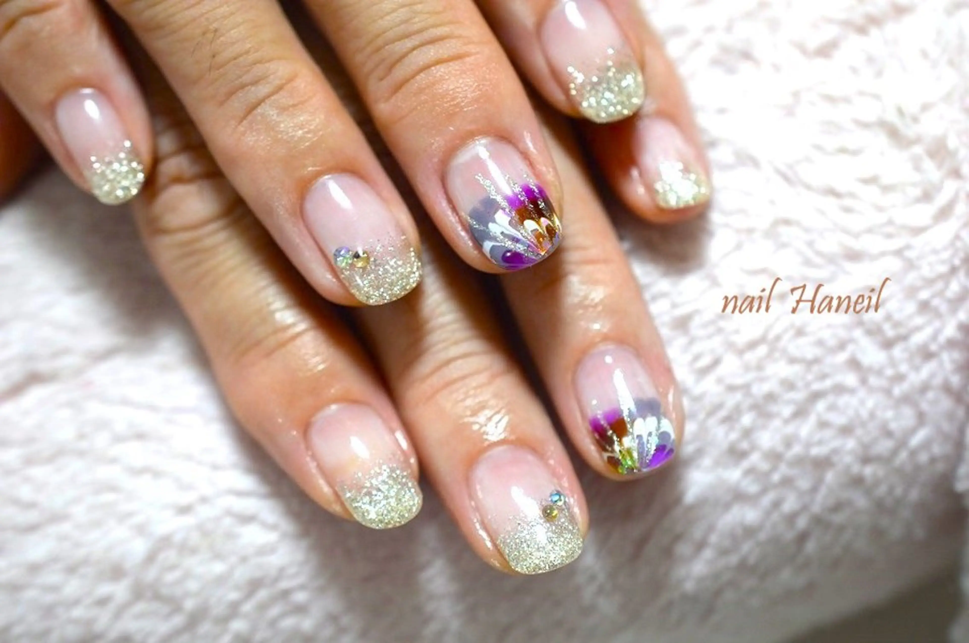 ネイル アートネイル フレンチネイル ジェルネイル ラメ(グリッター) ラメグラデーション nail Haniel所属・半蔵門サロンハニエル 魅神 ちよのネイルデザイン