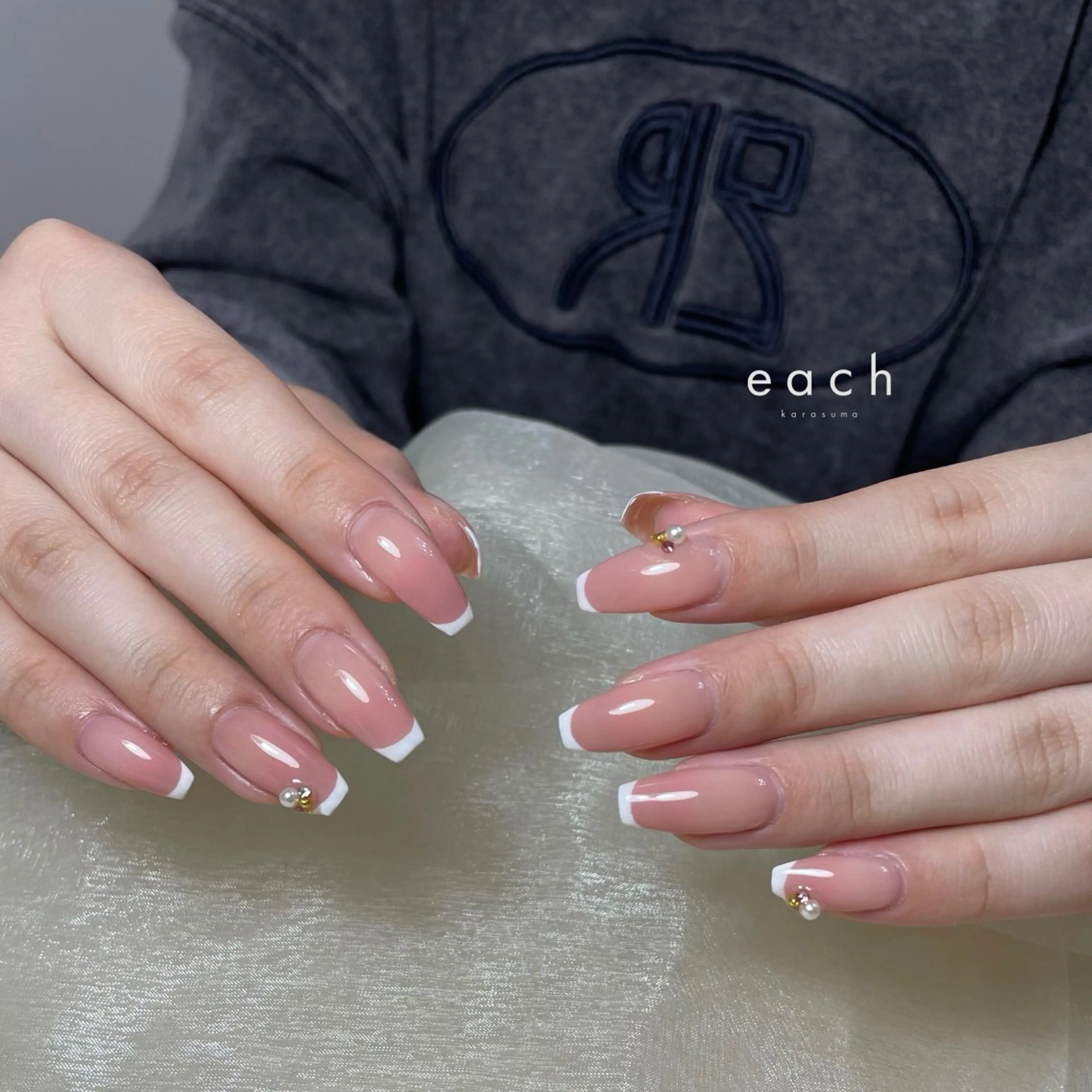 ネイル ハンドネイル each lucaのネイルデザイン