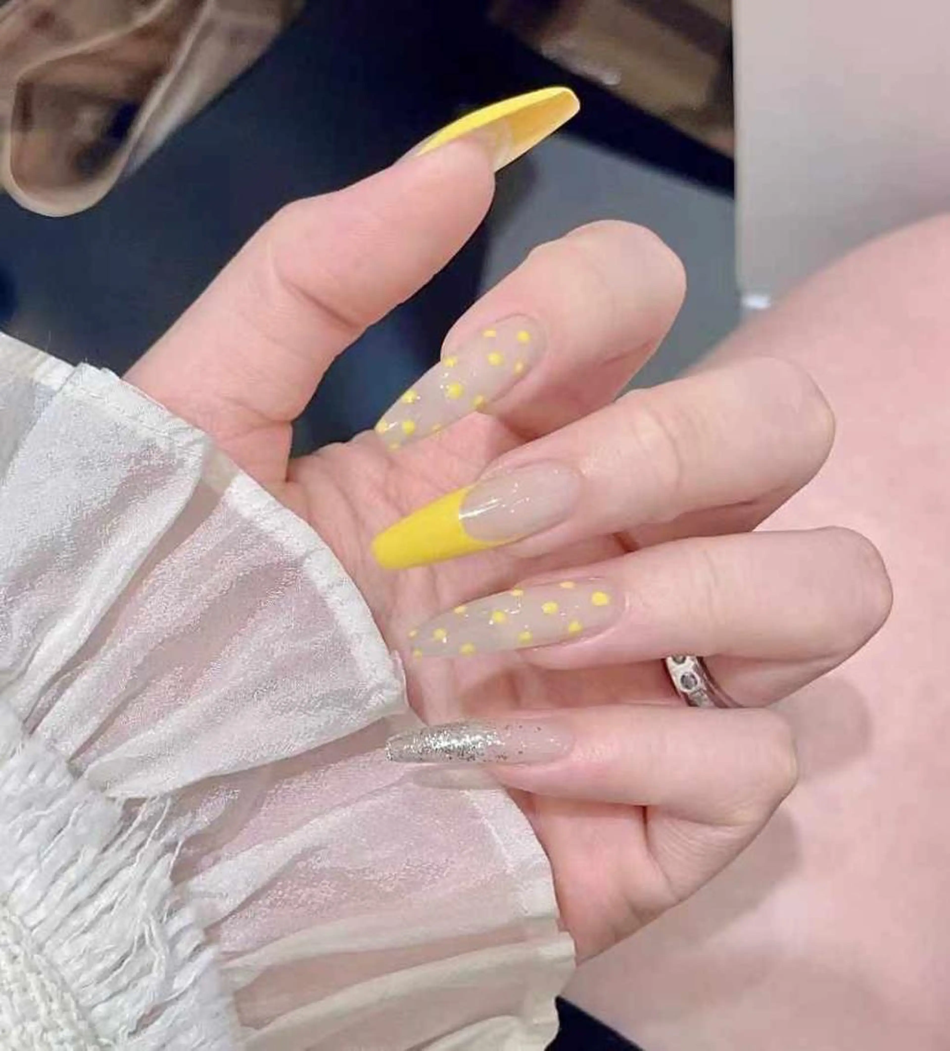 ネイル VIVIAN リサのネイルデザイン