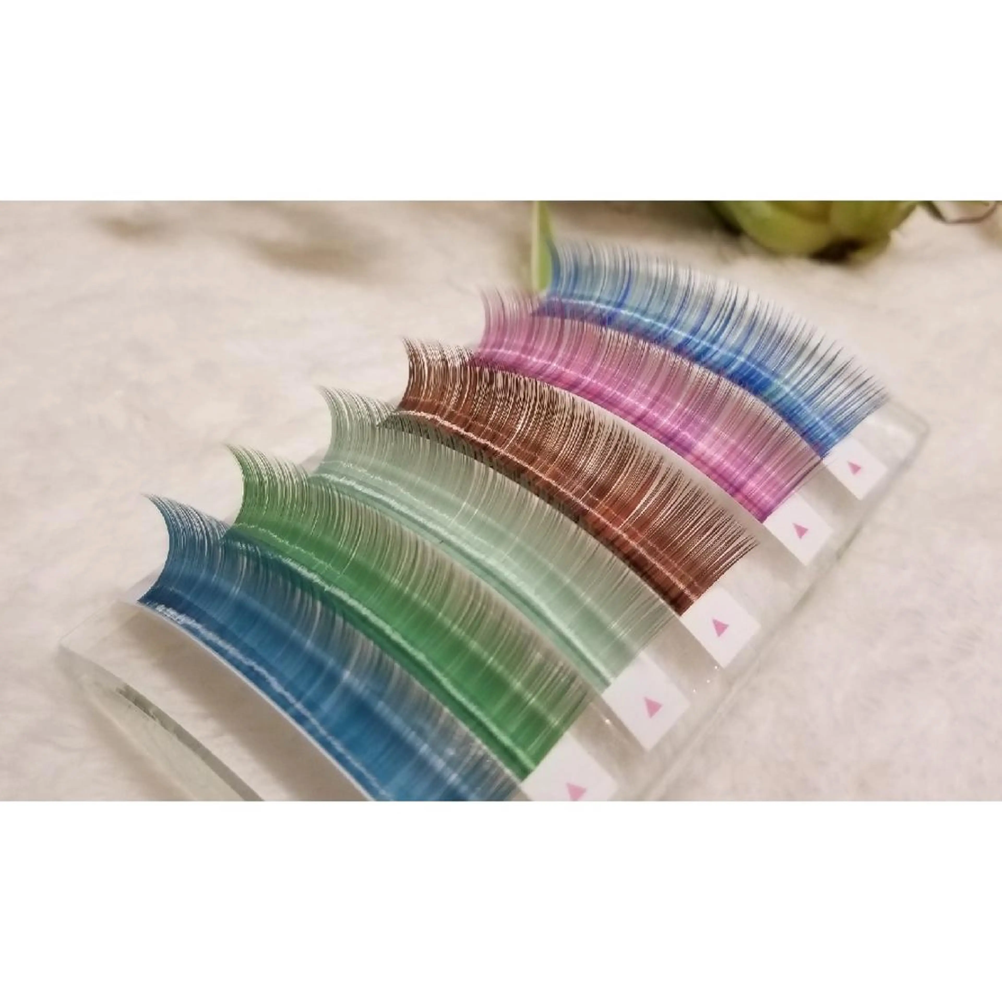 マツエク・マツパ ボリュームラッシュ U_la所属・U_la [ウーラ] 片岡の眉毛・アイブロウイメージ