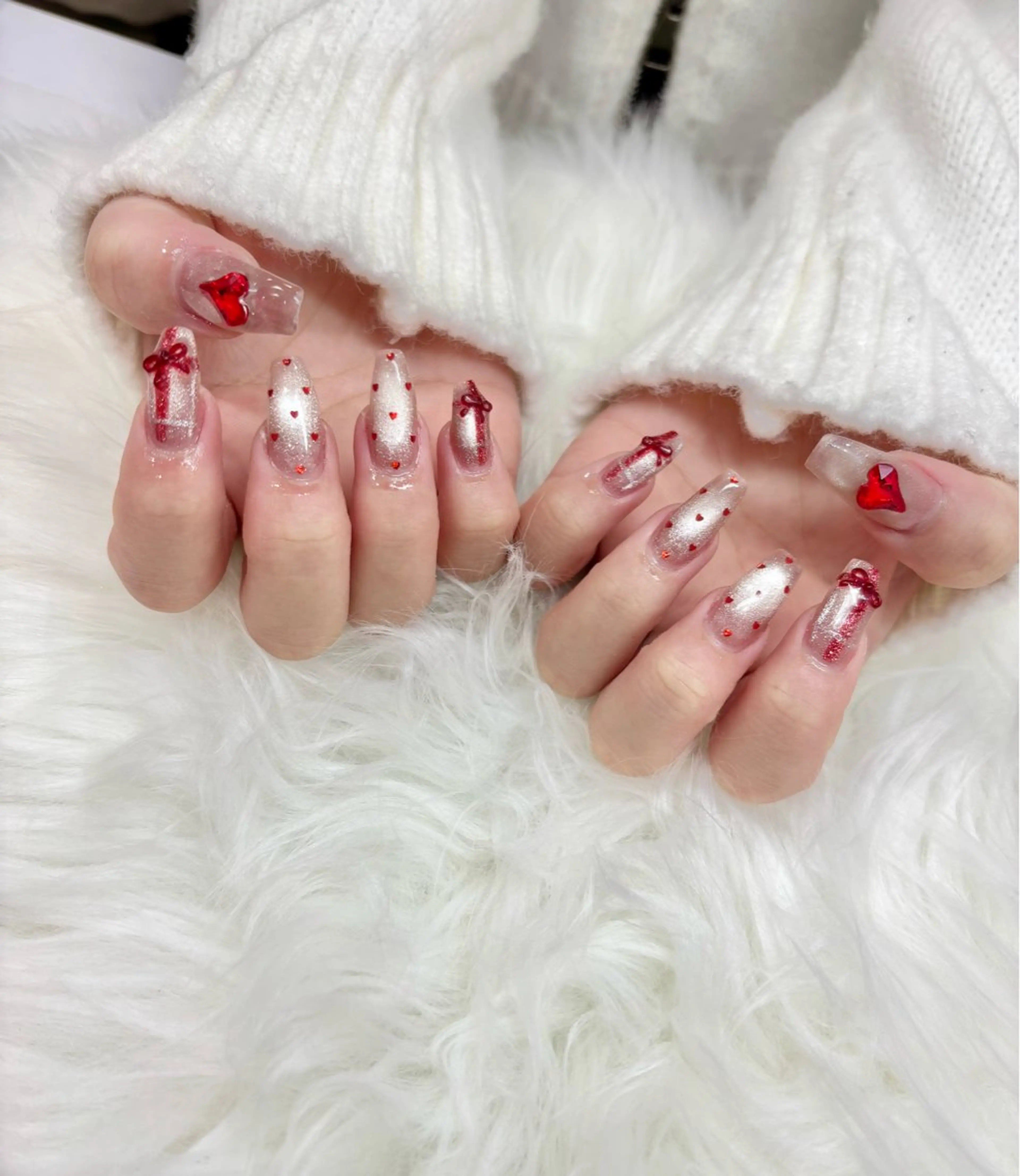 ネイル アートネイル フレンチネイル キラキラネイル 韓国ネイル マグネットネイル Angie Nail所属・Angie Nail CHIYURIのネイルデザイン