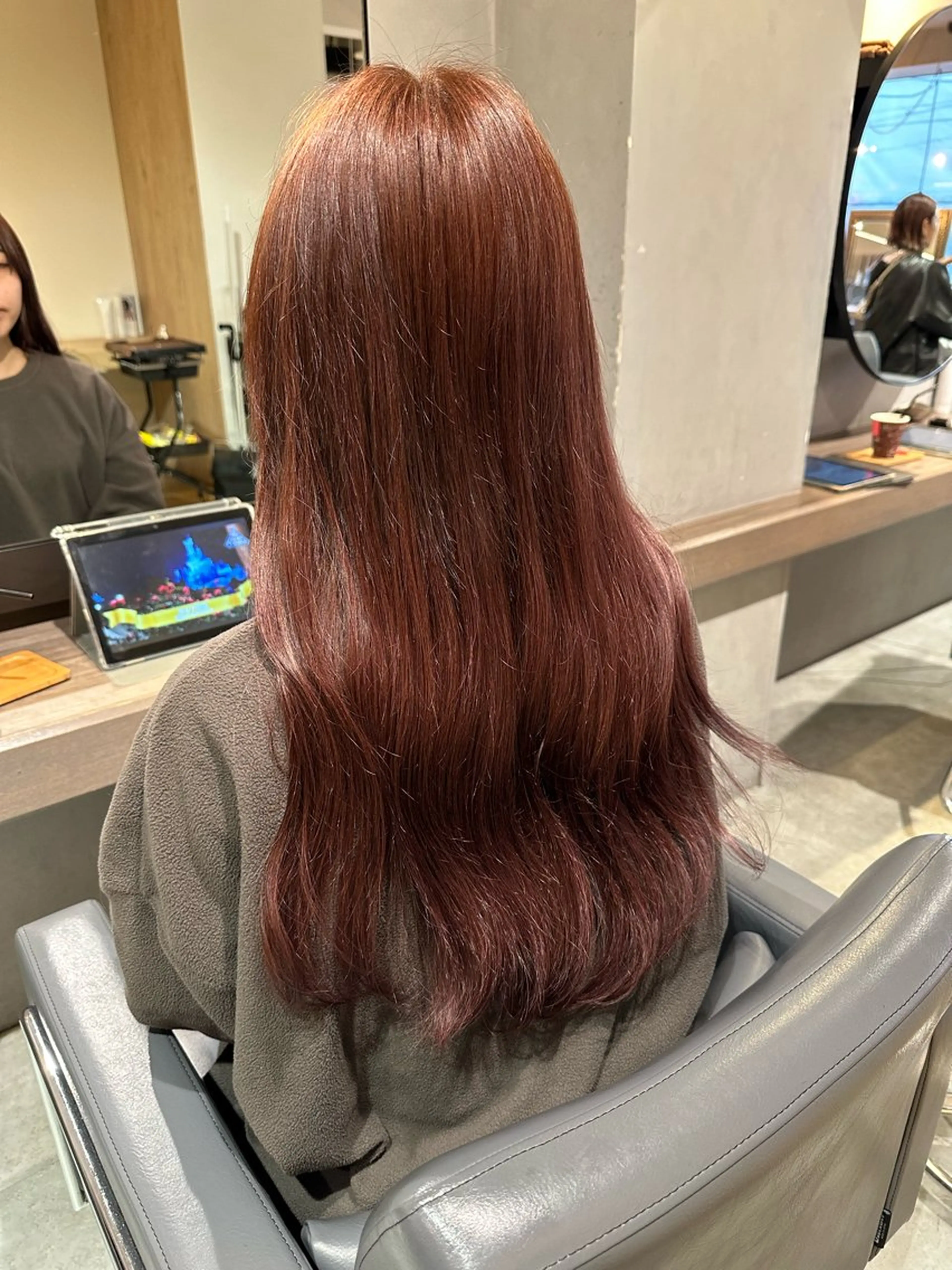 ロング カラー カット ヘアカラー エクステ 美髪・シールエクステ ホソタニリョウコのヘアスタイル