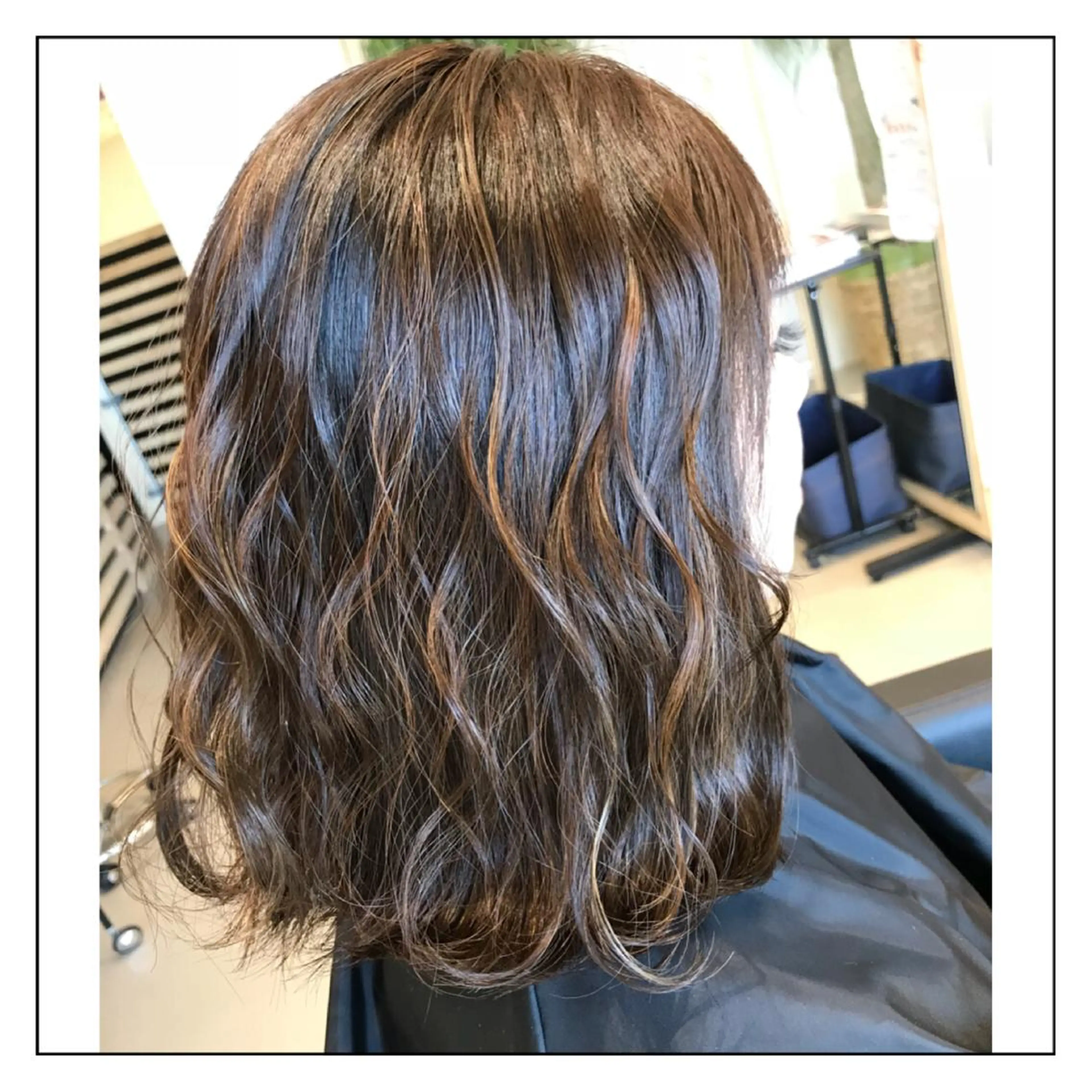 ミディアム カラー ブラウンカラー ハイライトカラー ハイライト 大久保 隆蔵のヘアスタイル