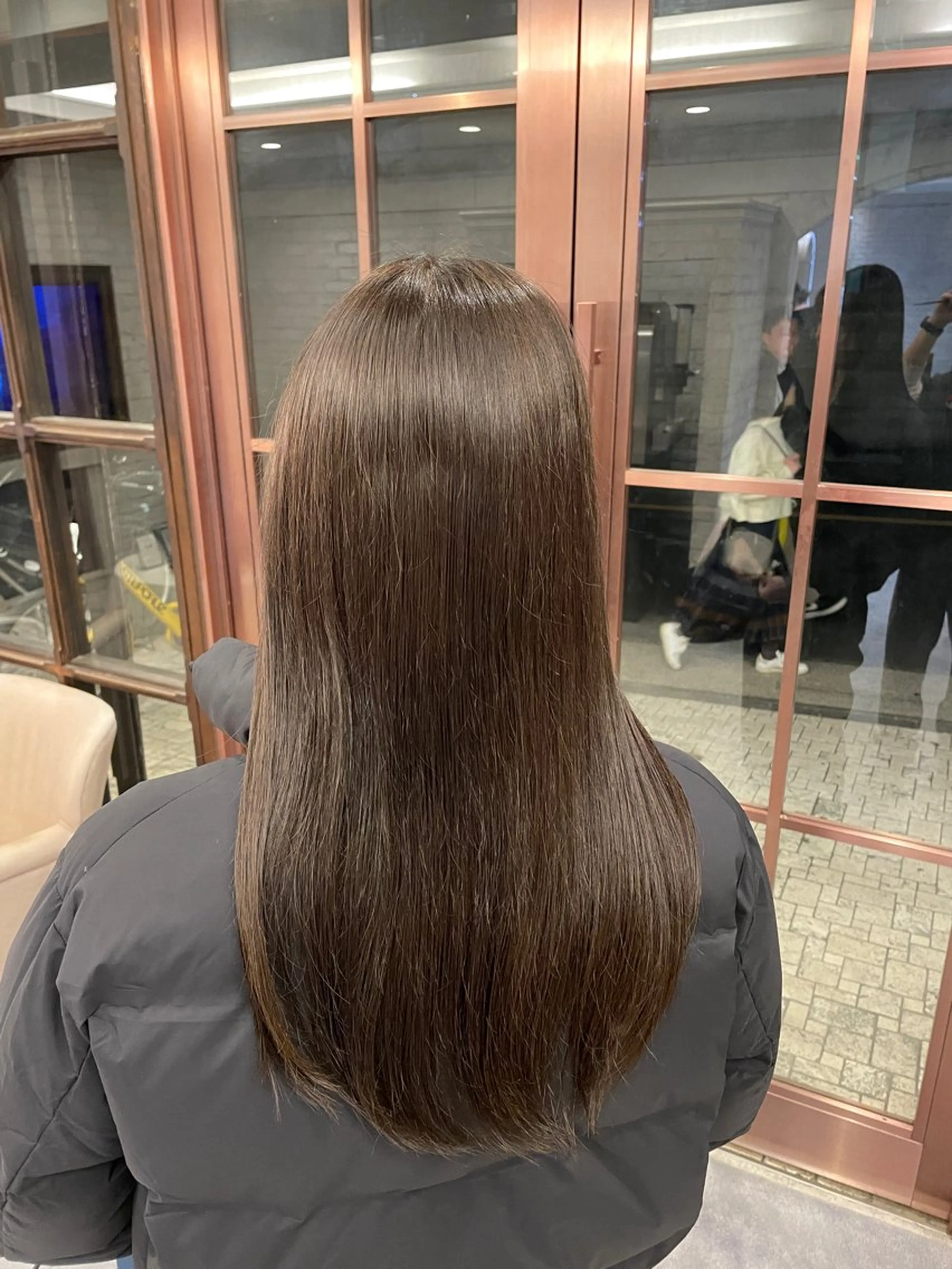 カラー AKITO /溝の口駅のヘアスタイル