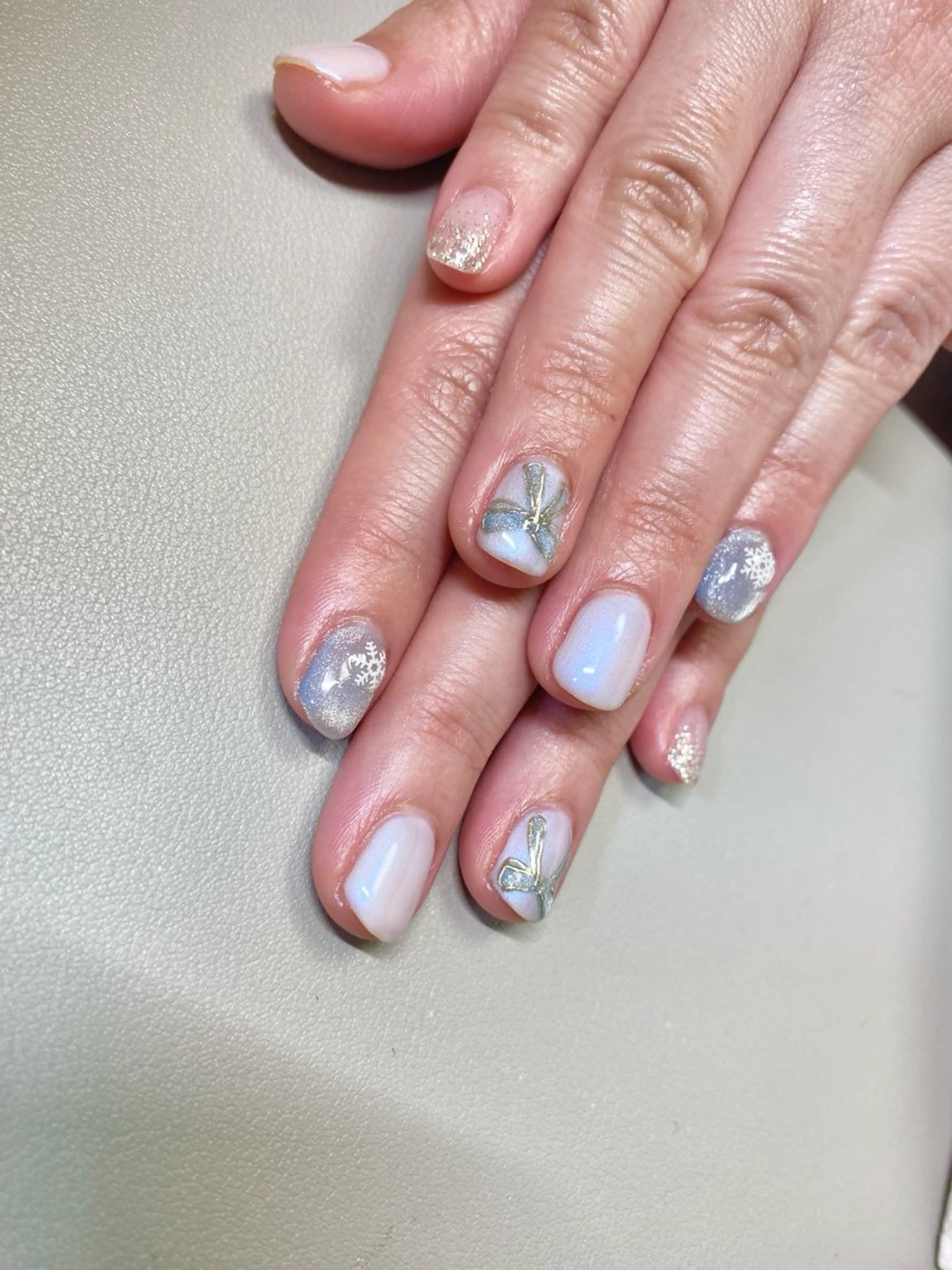 ネイル 水色 マグネットネイル 冬ネイル Millé nail(ミレネイル)所属・Millé nail /MIKUのネイルデザイン