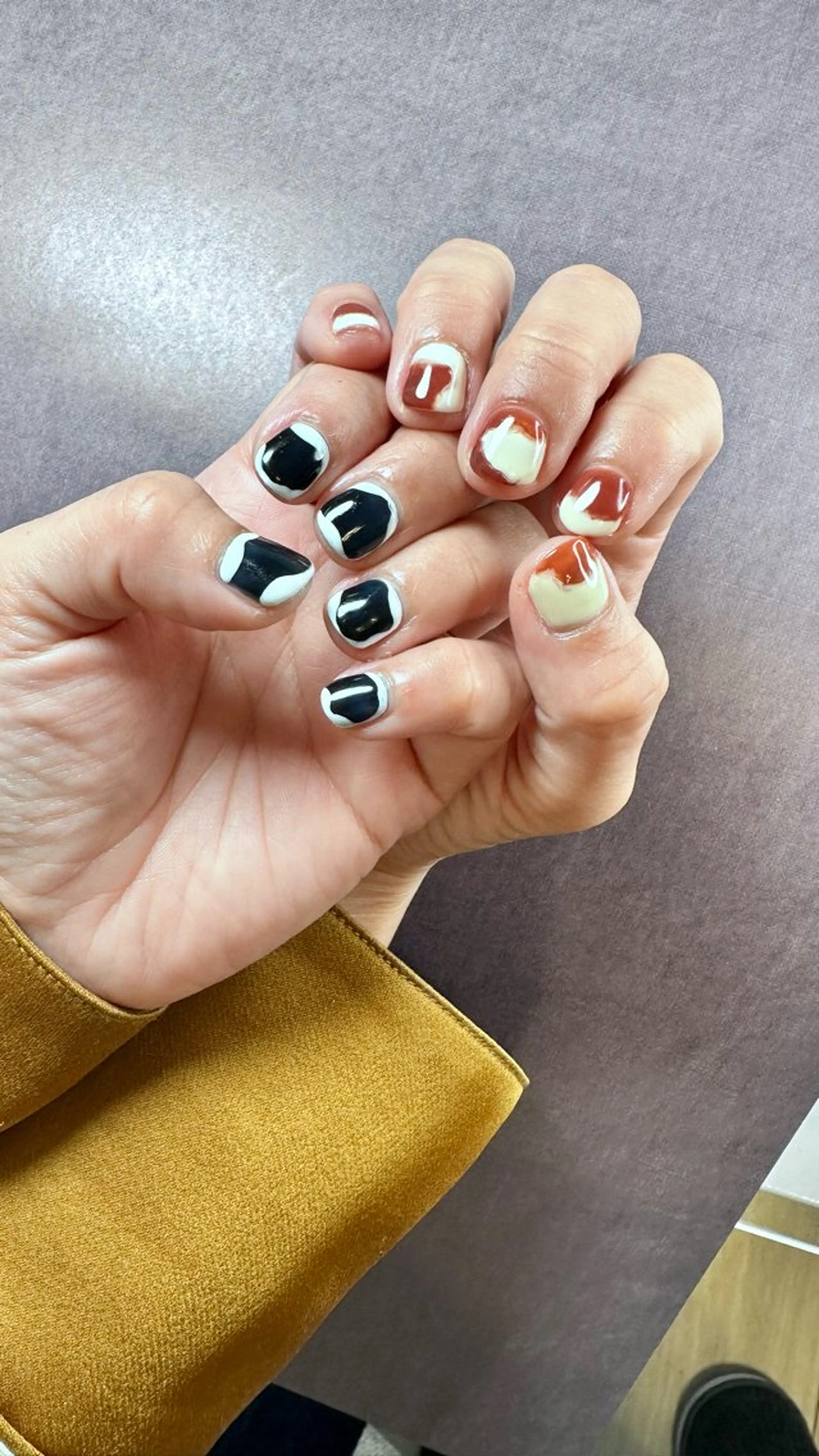 ネイル ニュアンスネイル ハンドネイル ハンドケア Atelier Ariのネイルデザイン