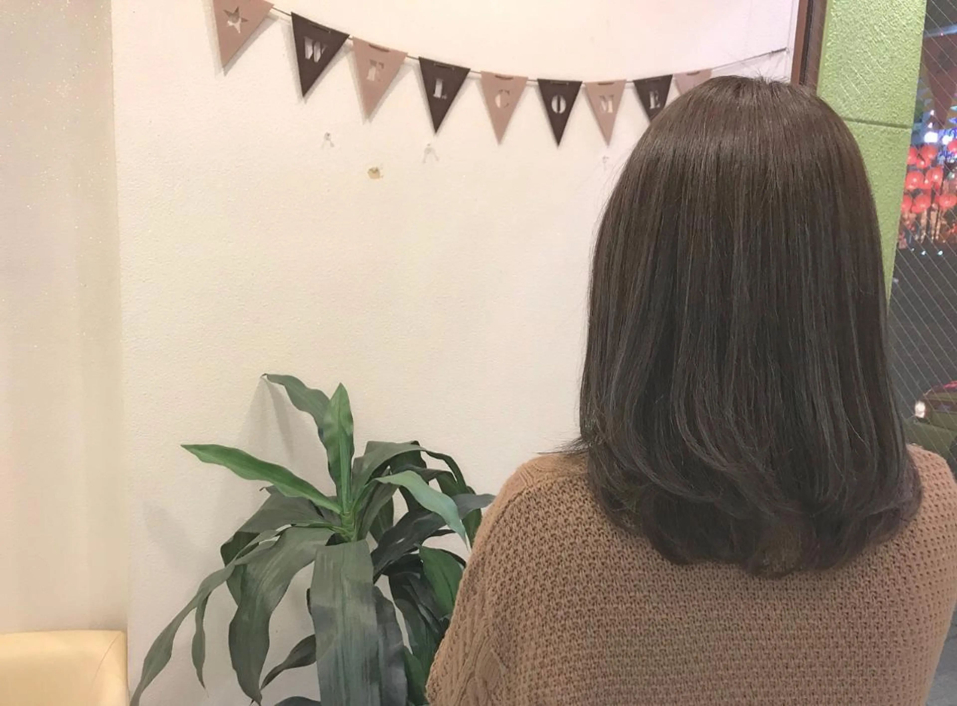 ミディアム カラー ヘアカラー トリートメント 山口 明日花のヘアスタイル