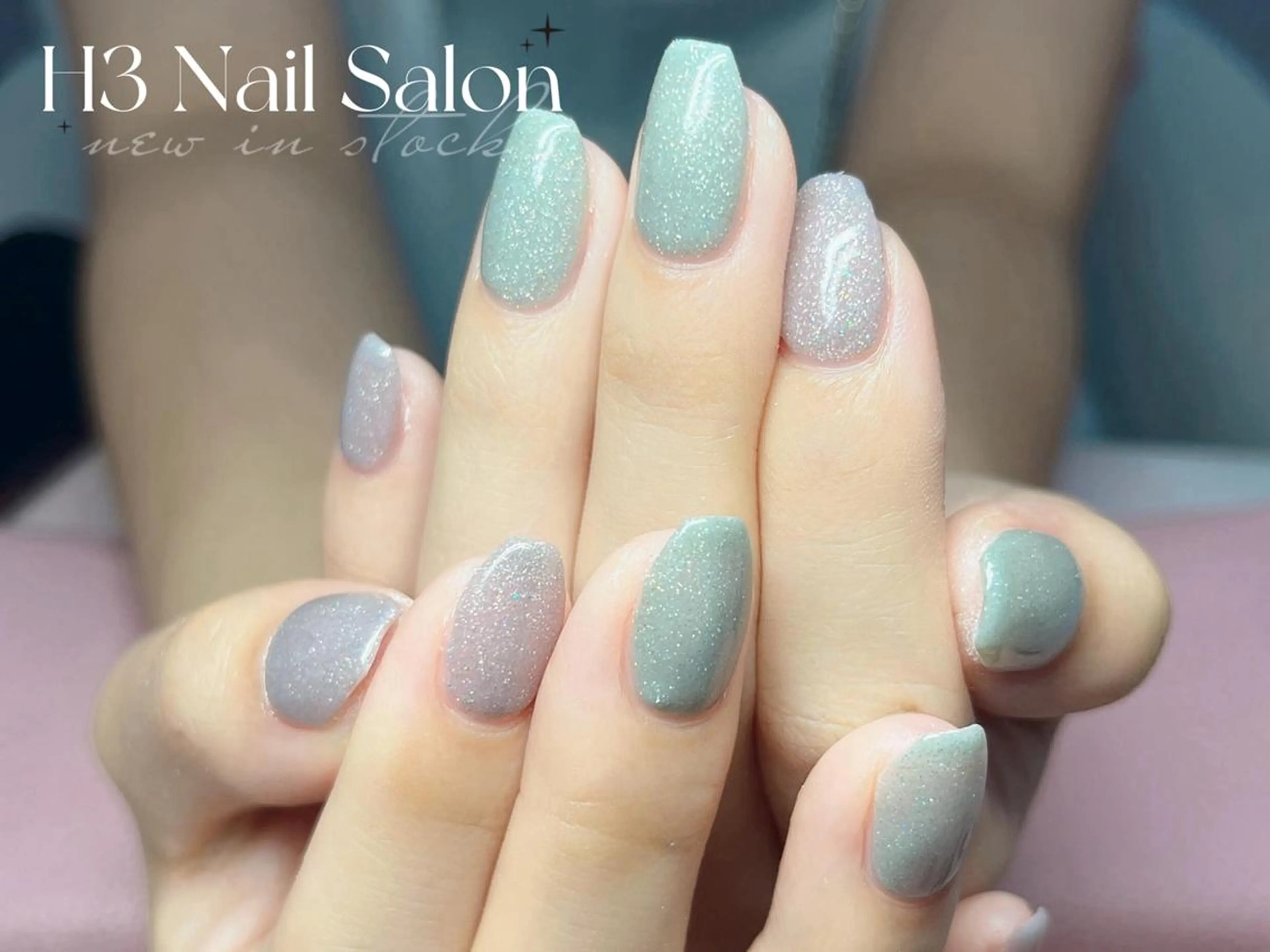 ミディアム Dione Nail 長さだし モデル募集のネイルデザイン