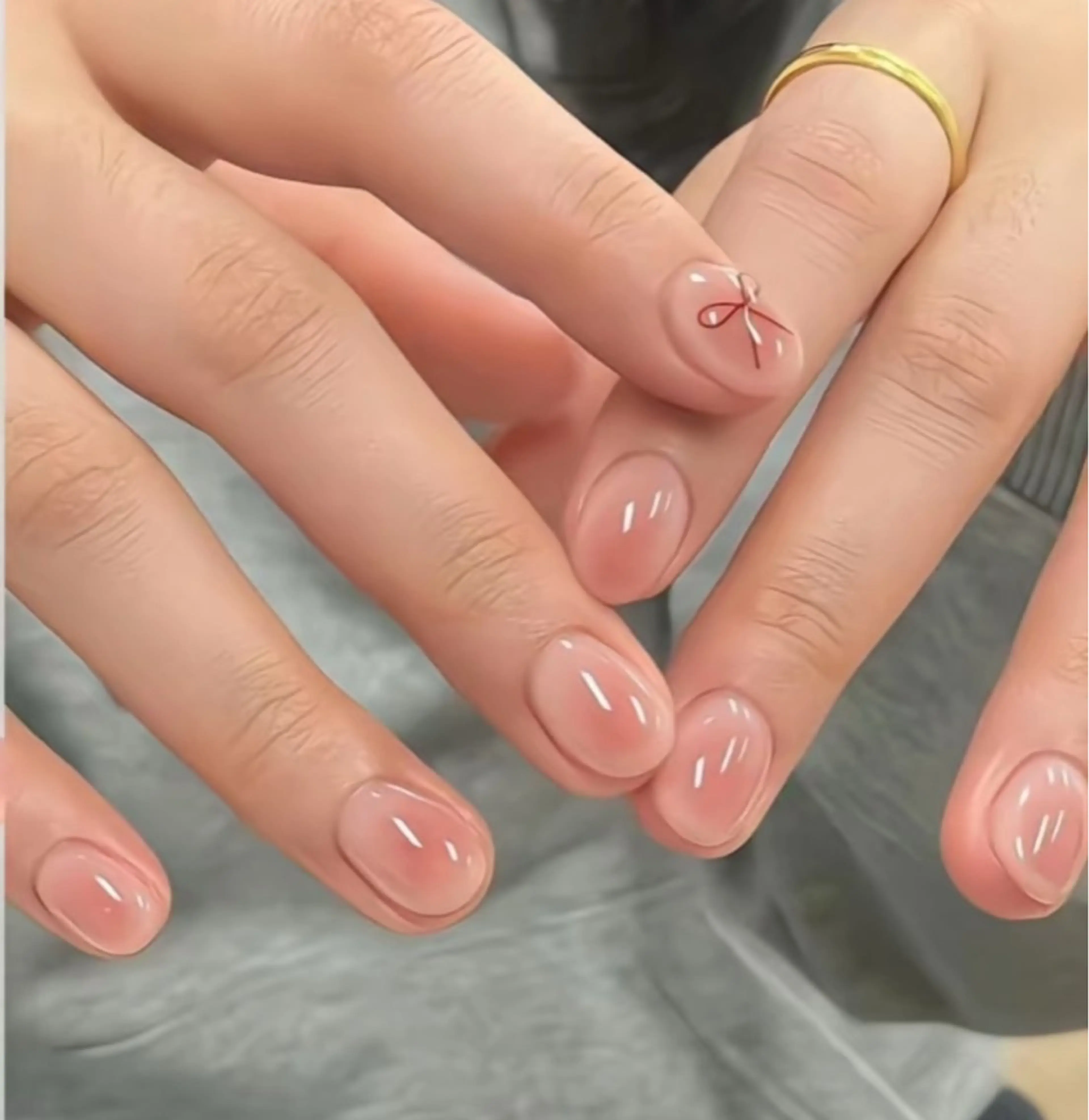 ネイル 成人式 フレンチネイル ジェルネイル 韓国ネイル マグネットネイル ハンドネイル ハンドケア Sun Nail 池袋のエステ・リラクイメージ