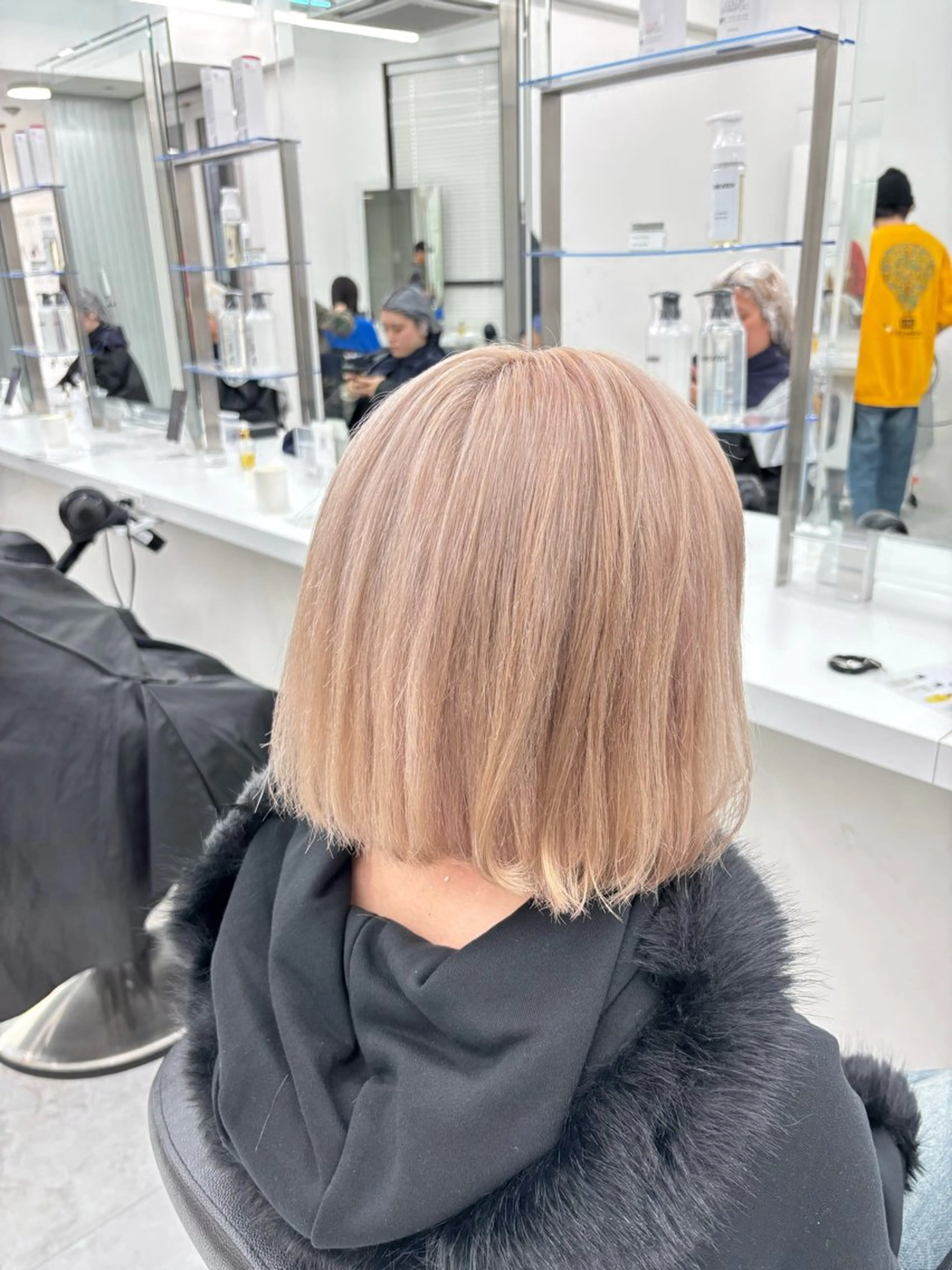 ショート カラー ヘアカラー ヘッドスパ ヘアセット 斗和🫧天神/ハイ トーン／透明感カラーのヘアスタイル