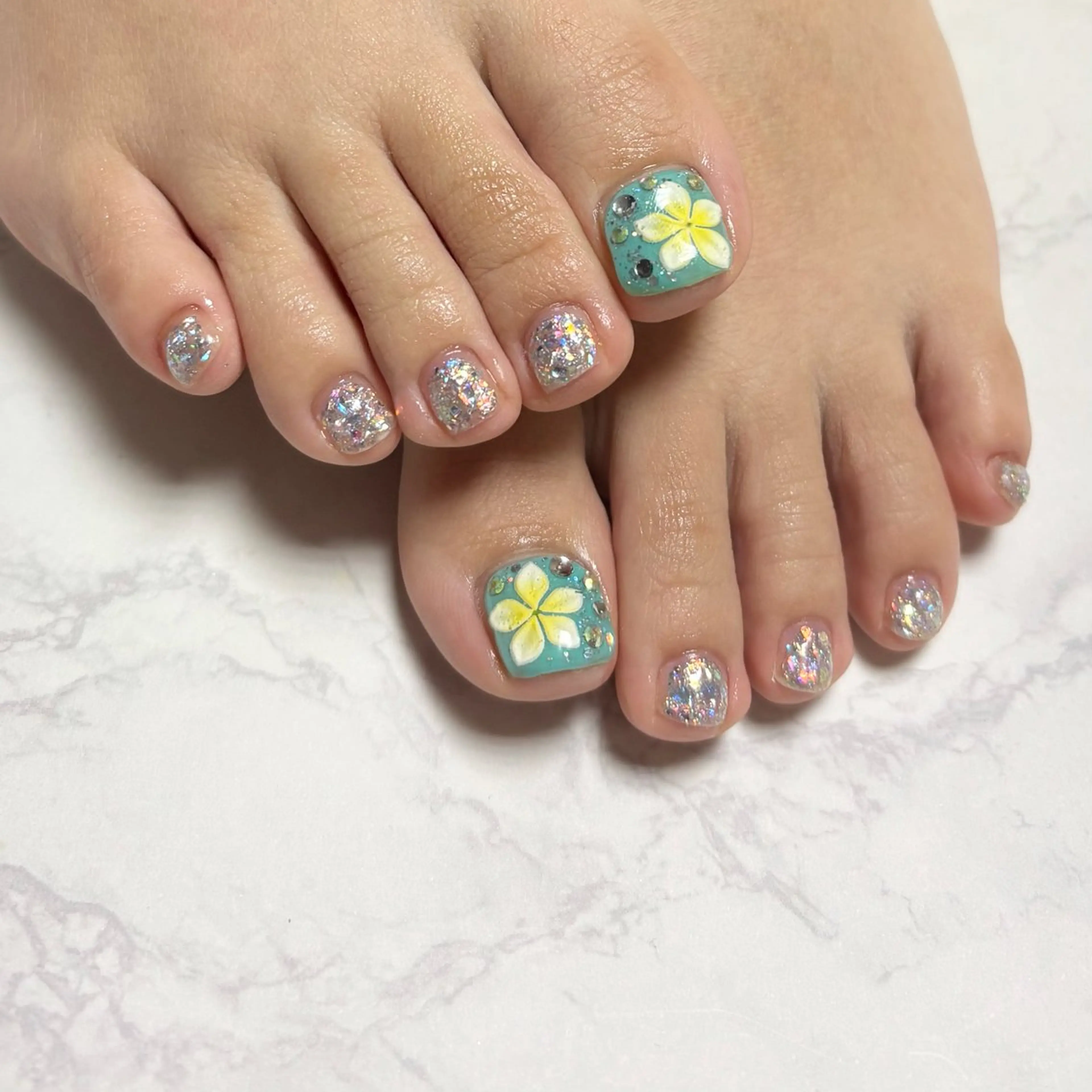 ネイル フットネイル FELICE ﾌｪﾘｰﾁｪのネイルデザイン