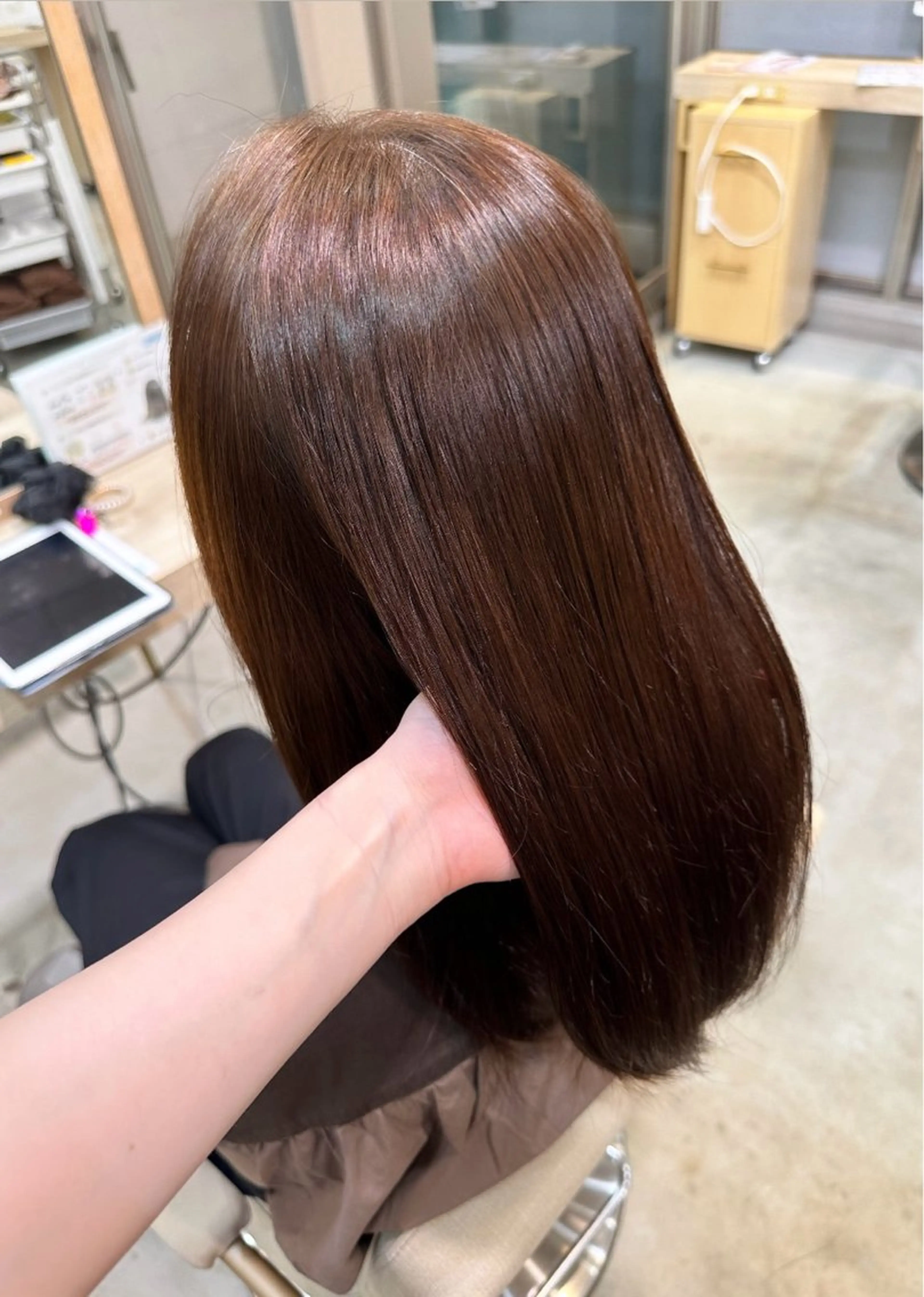 セミロング ヘアカラー トリートメント 𝐑𝐮𝐧𝐚 🩵のヘアスタイル