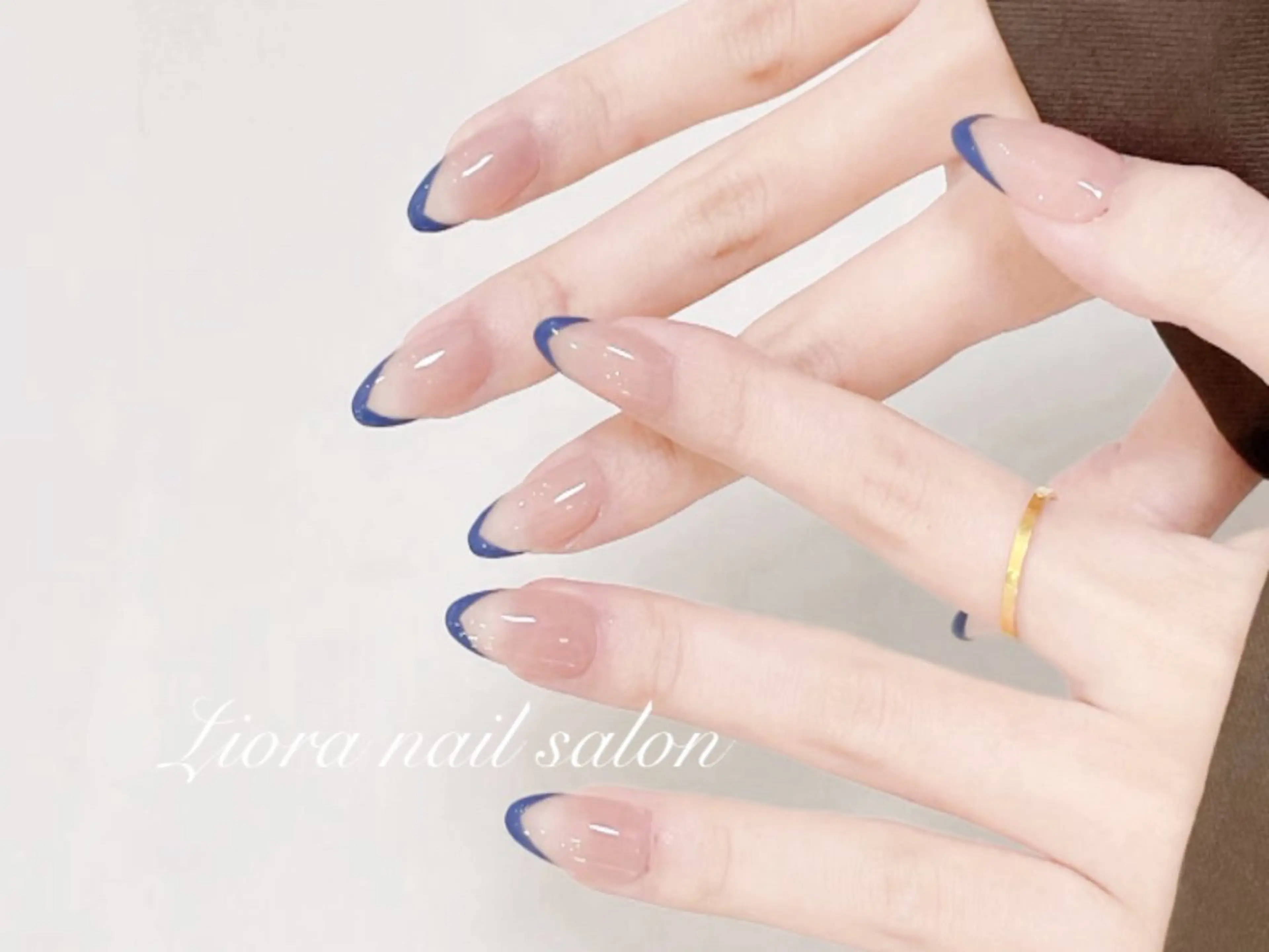 ネイル フレンチネイル ジェルネイル ガーリー グラデーション キラキラネイル ハンドネイル Liora ネイルサロン所属・Liora nail salonのネイルデザイン