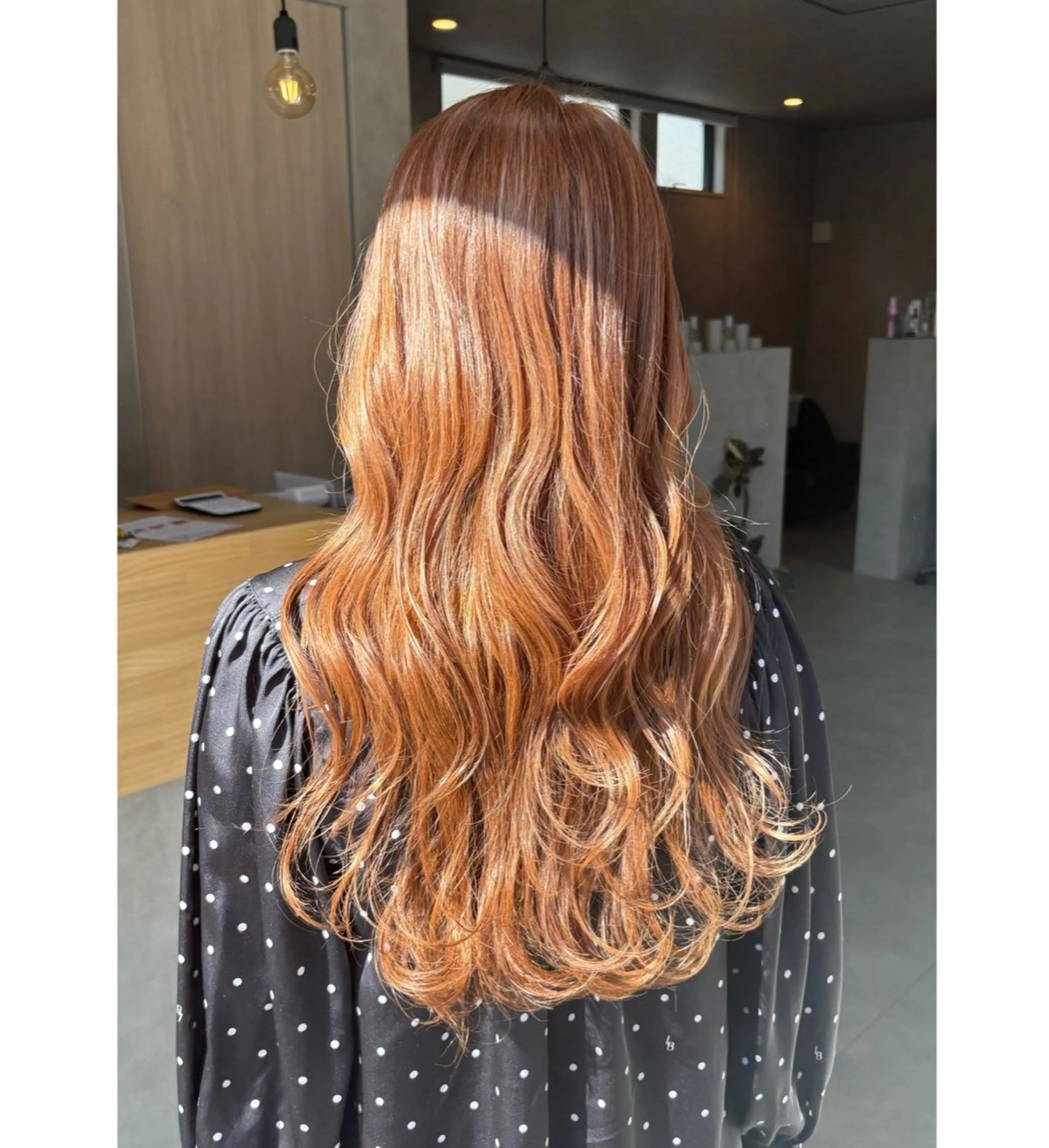 ロング カラー ブリーチ nook.【ヌーク】所属・アヤカ assistantのヘアスタイル